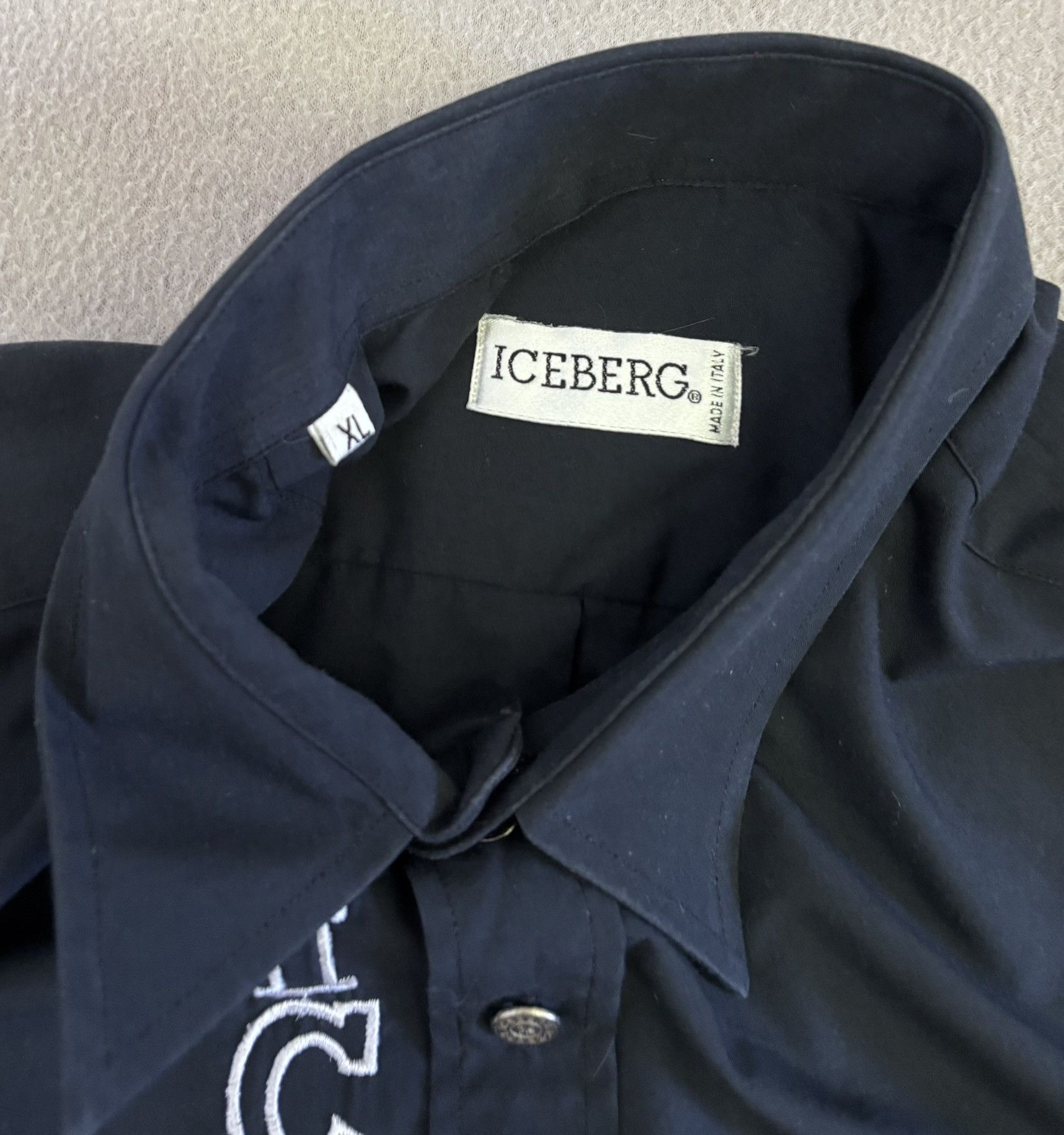 Iceberg Iceberg vintage shirt size XL Size US XL / EU 56 / 4 - 16 Thumbnail