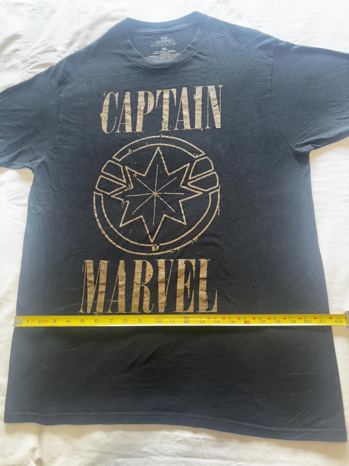 Marvel Comics Vintage Captain Marvel Graphic T-Shirt - XL Size US XL / EU 56 / 4 - 5 Thumbnail