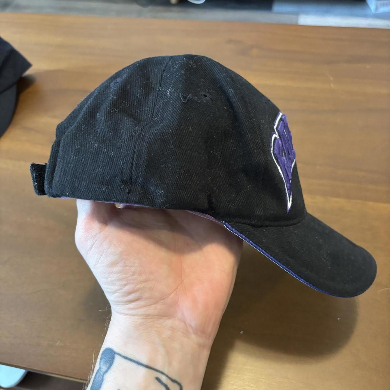 American Needle vintage Toronto raptors American needle strap back hat Size ONE SIZE - 4 Thumbnail