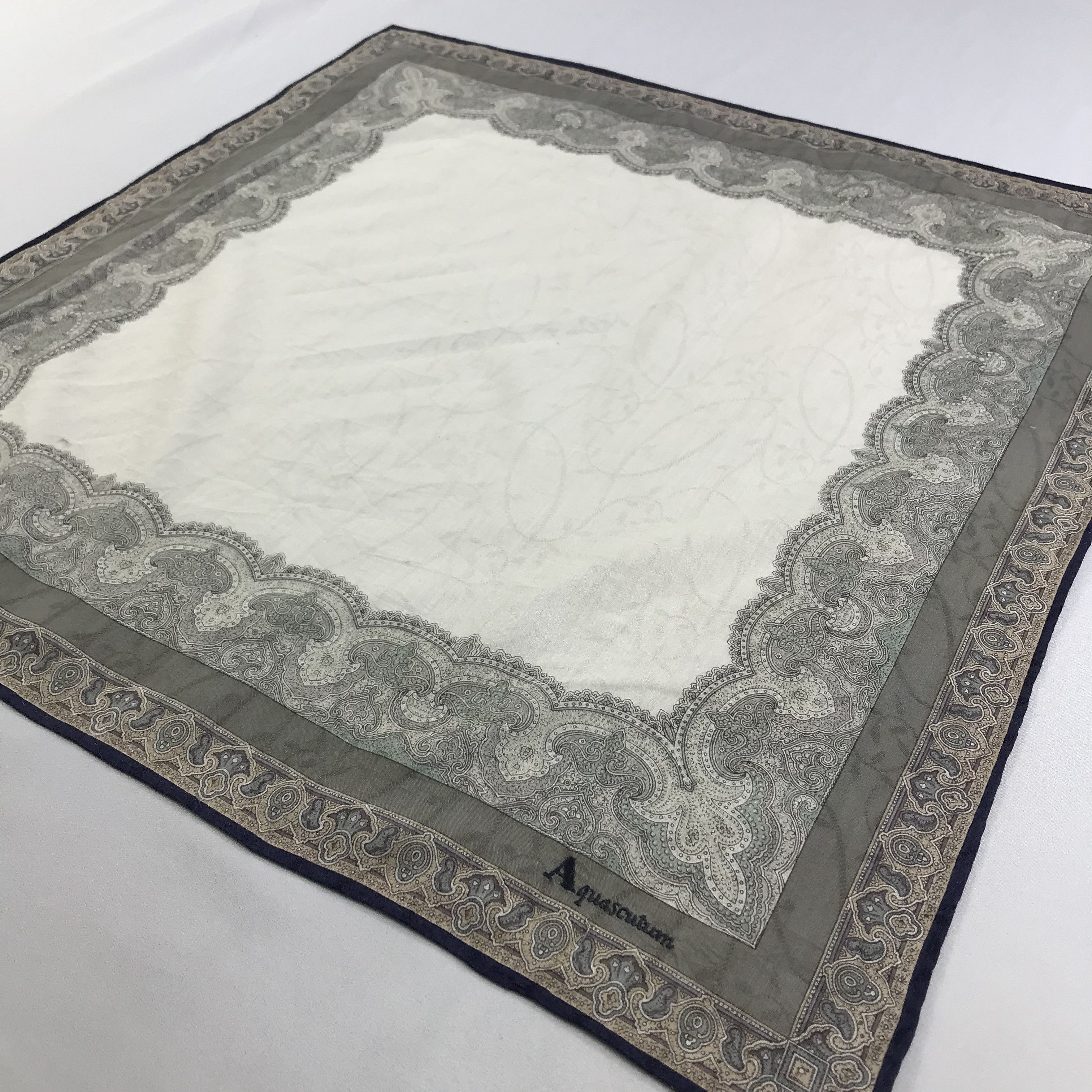 Aquascutum × Vintage Aquascutum Bandana / Handkerchief / Neckerchief - S2610 Size ONE SIZE - 2 Thumbnail