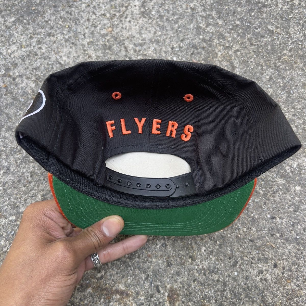 MLB × Vintage BNWT Vintage 90s PHILADELPHIA FLYERS HAT Size ONE SIZE - 2 Thumbnail