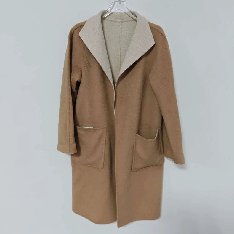 Max Mara Max Mara Reversible overcoat Size M / US 6-8 / IT 42-44 - 1 Thumbnail