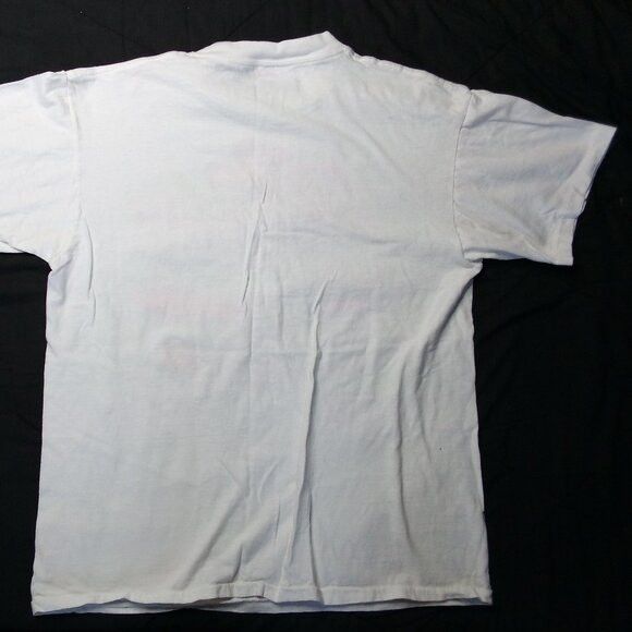 Vintage Vintage Graffiti Alley River Road Classic Cars Neon T-Shirt Size US L / EU 52-54 / 3 - 6 Thumbnail