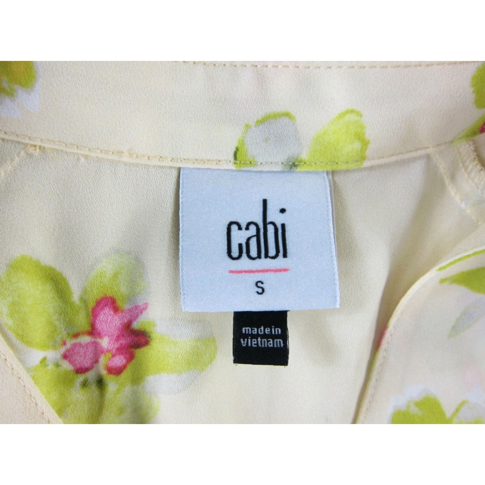 Vintage CAbi Blouse Shirt Floral 3/4 Sleeve Button Down Collar Small Yellow Green Pink Bohemian Flower Women XS-S Size S / US 4 / IT 40 - 4 Thumbnail