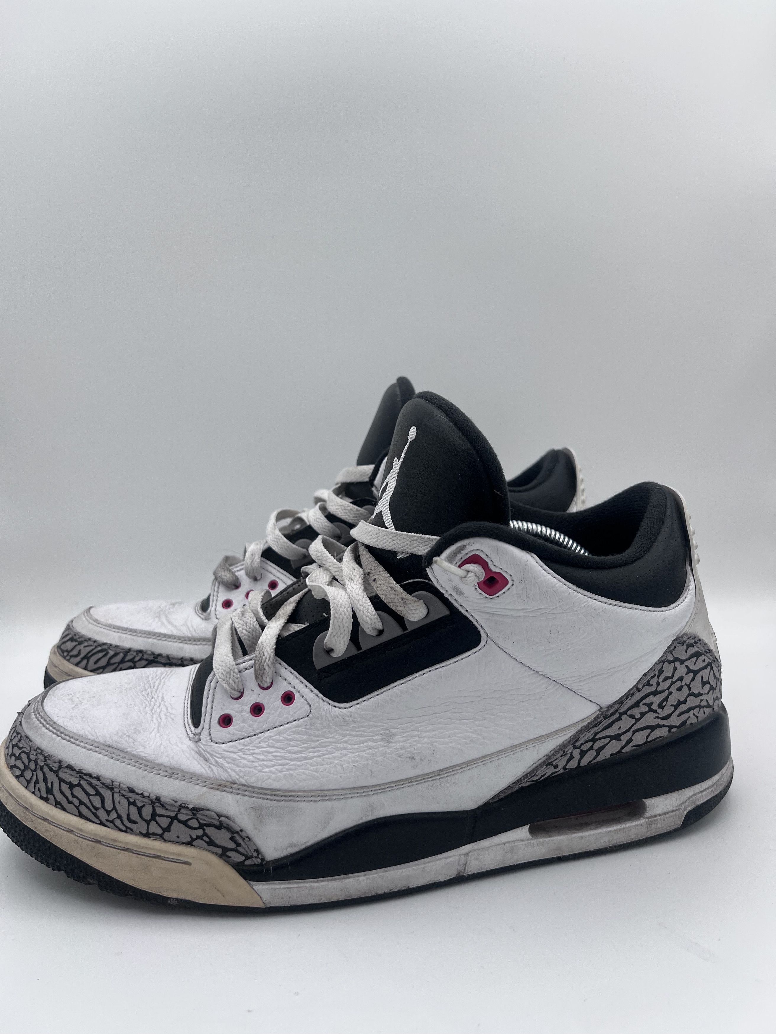 Jordan Brand Jordan 3 Retro Infrared 23 White 136064-123 Mens Size 13 Size US 13 / EU 46 - 6 Thumbnail