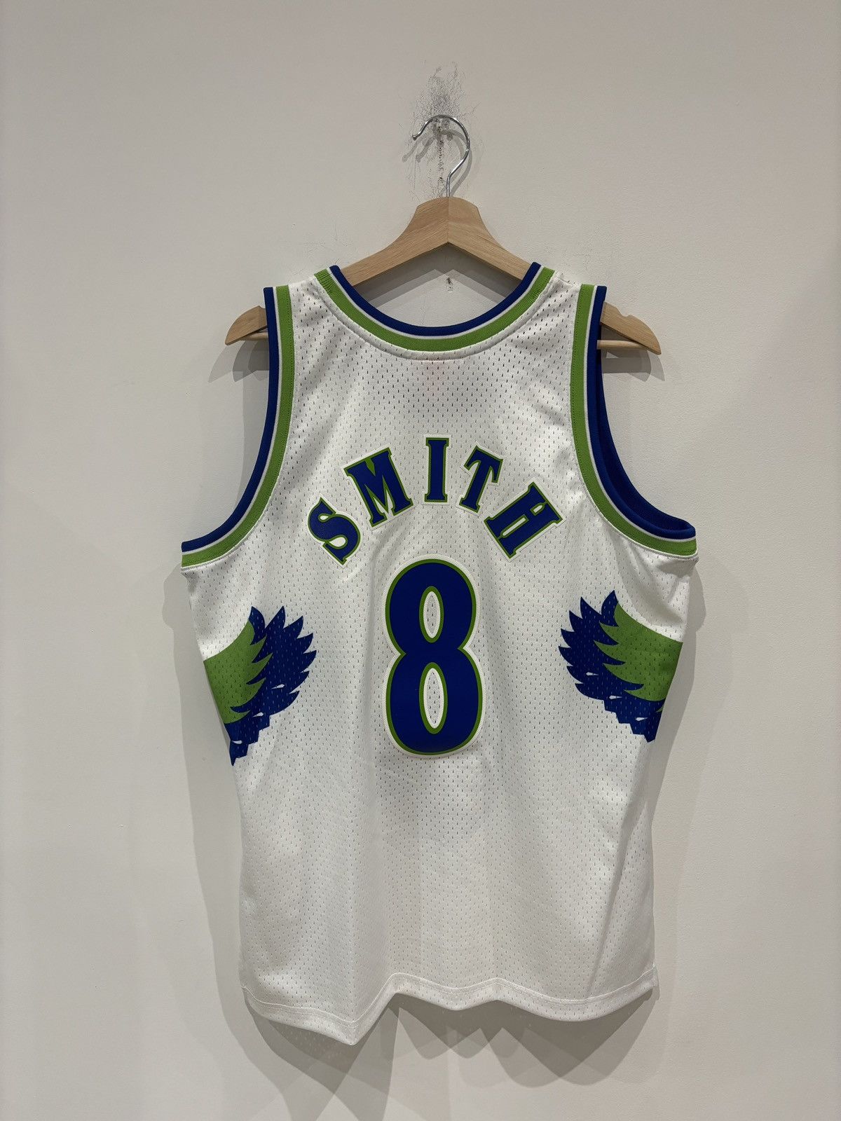 Mitchell & Ness Mitchell & Ness NBA Hawks Smith Basketball Jersey White Size US L / EU 52-54 / 3 - 5 Thumbnail