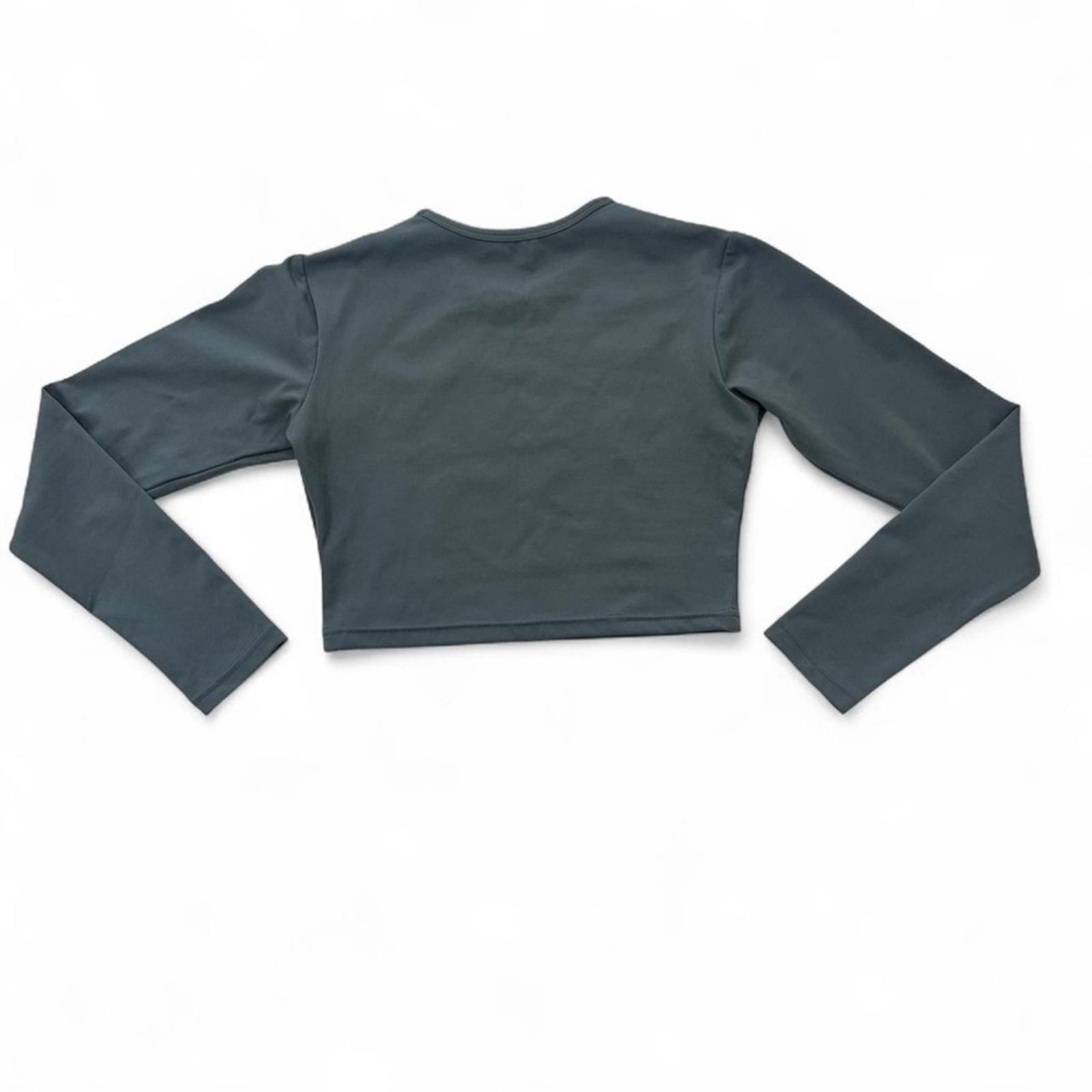 Darc Sport Darc Sport Wolves Crop Top Long Sleeve Size Medium Size M / US 6-8 / IT 42-44 - 2 Thumbnail