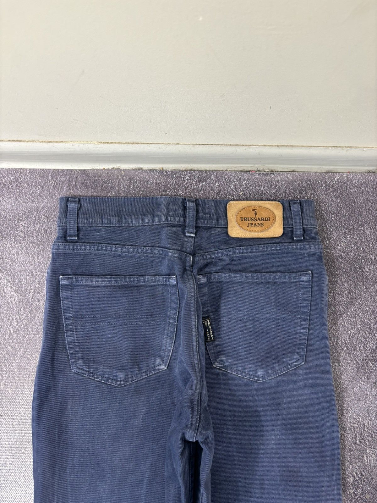 Trussardi Vintage 90s Trussardi Women’s Navy Straight Fit Denim Jeans Size 34" / US 12 / IT 48 - 18 Thumbnail