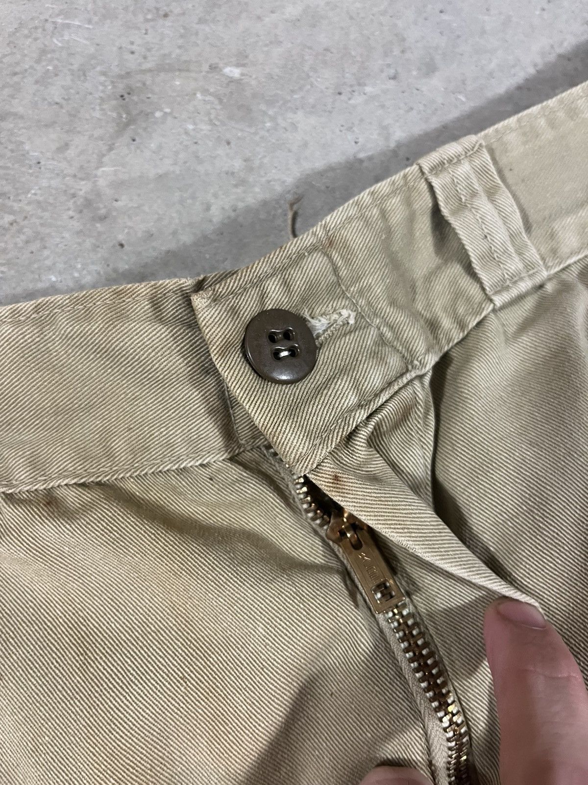 Vintage Vintage 50s Cotton Khaki Pants Faded Distressed 29x28 Size US 29 - 3 Thumbnail