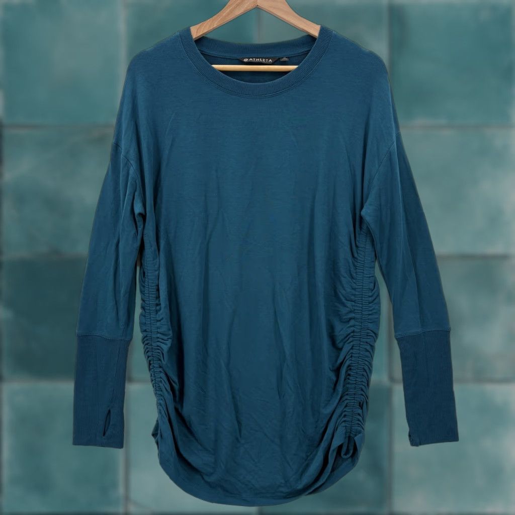 Athleta Athleta Drishti Ruched Sweatshirt Womens Medium Blue Long Sleeve Yoga Gym Travel Size M / US 6-8 / IT 42-44 - 1 Thumbnail