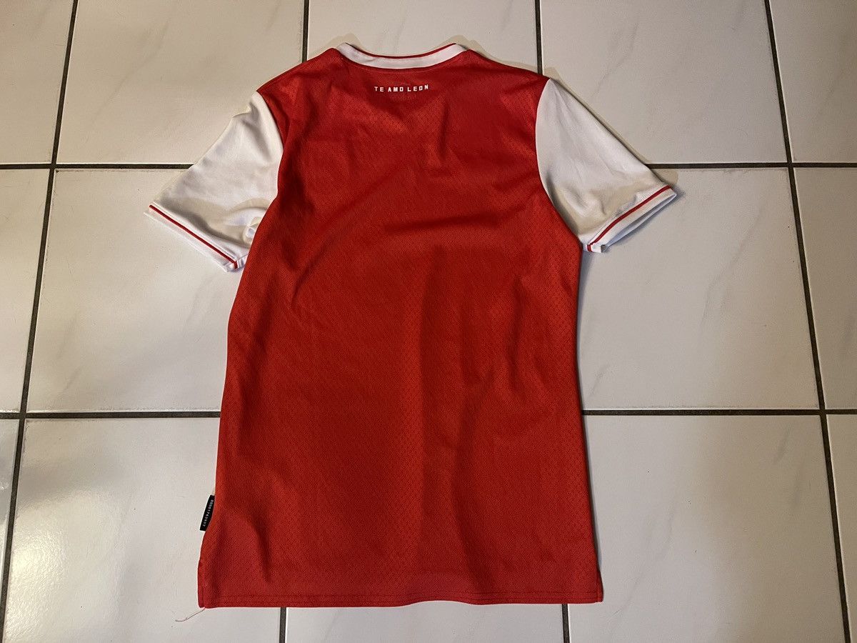 Umbro Independiente Santa Fe 2020 Umbro Home Soccer Jersey Small Size US S / EU 44-46 / 1 - 6 Thumbnail