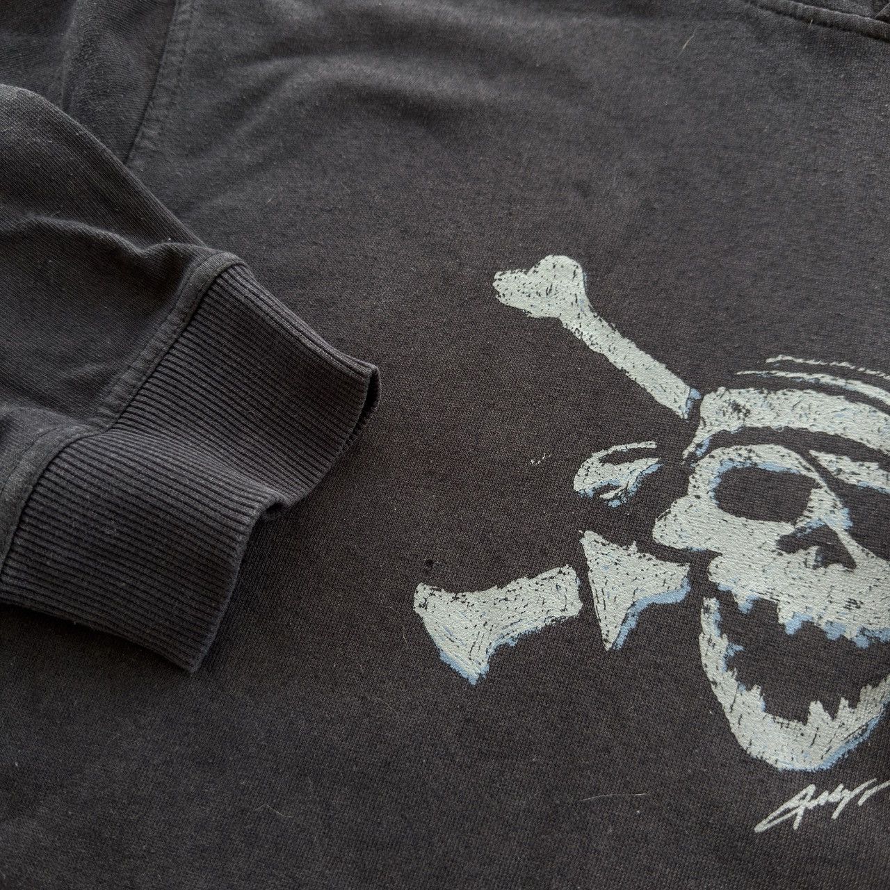 Quiksilver Quiksilver Vintage Pirate Skull Crossbones Hoodie Large Size US L / EU 52-54 / 3 - 8 Thumbnail
