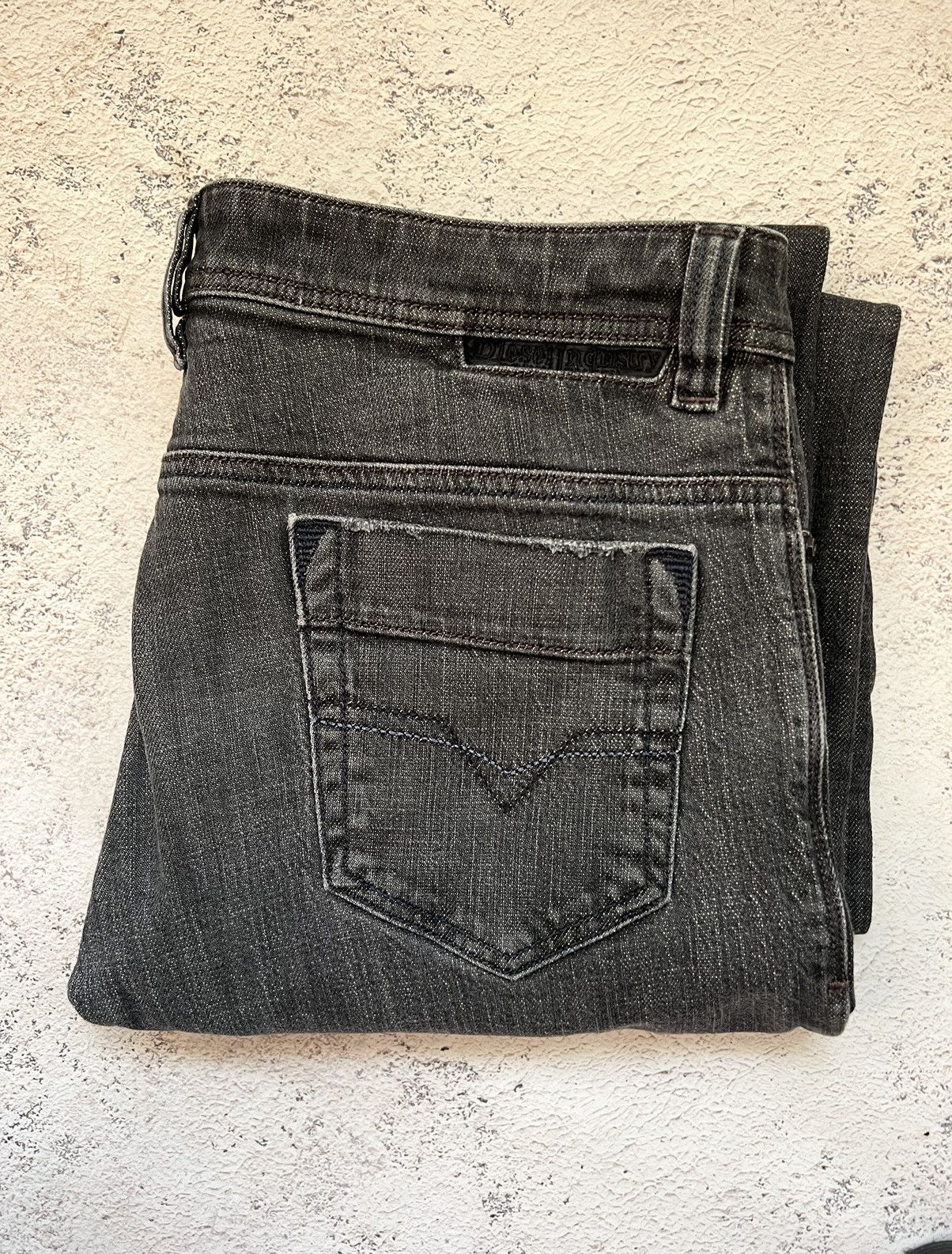 Diesel × Vintage Vintage Y2K Diesel Denim Jeans Size US 33 - 1 Thumbnail