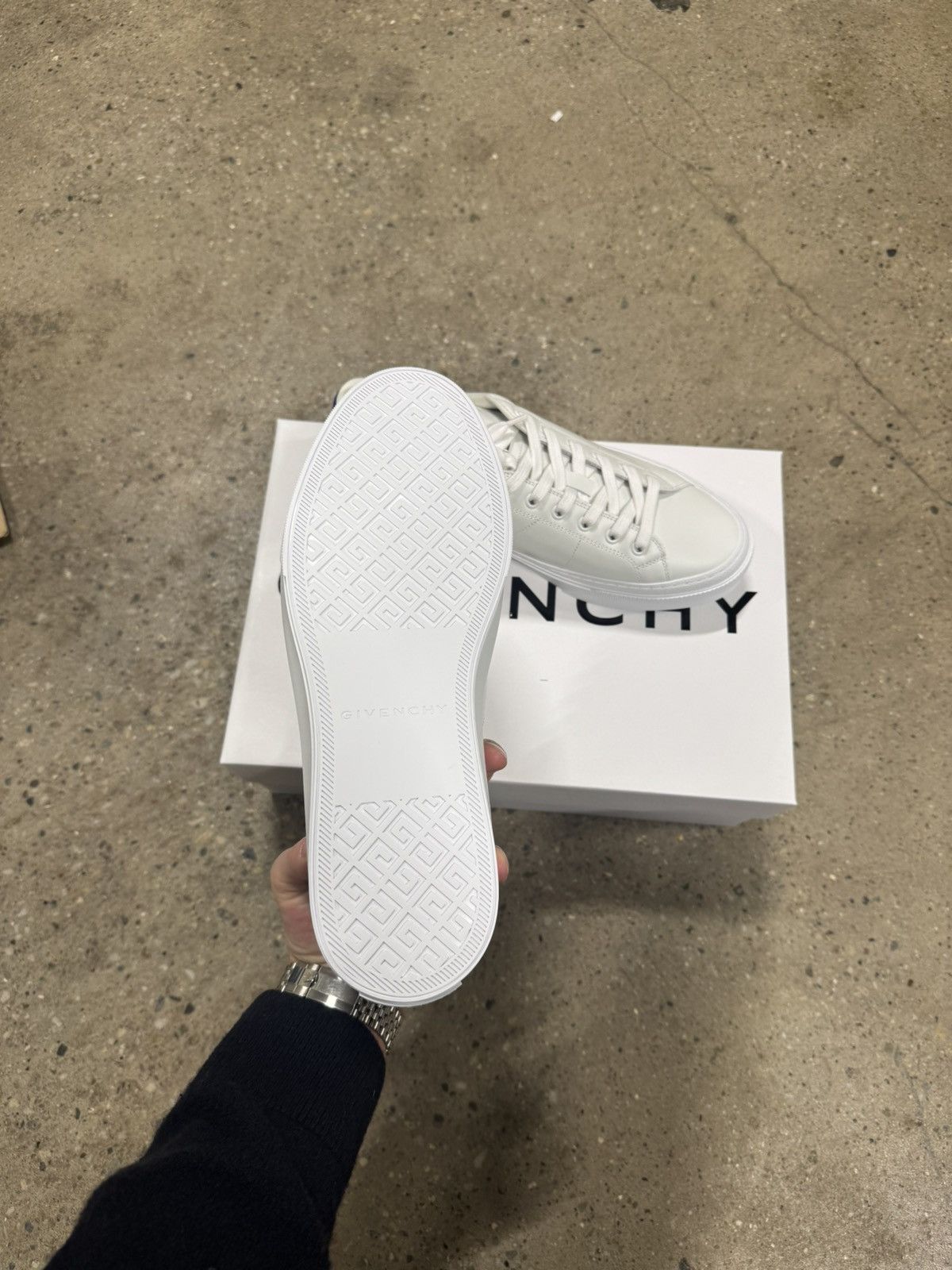 Givenchy Givenchy City Sport Sneaker NEW 750$ Size US 7 / EU 40 - 5 Thumbnail