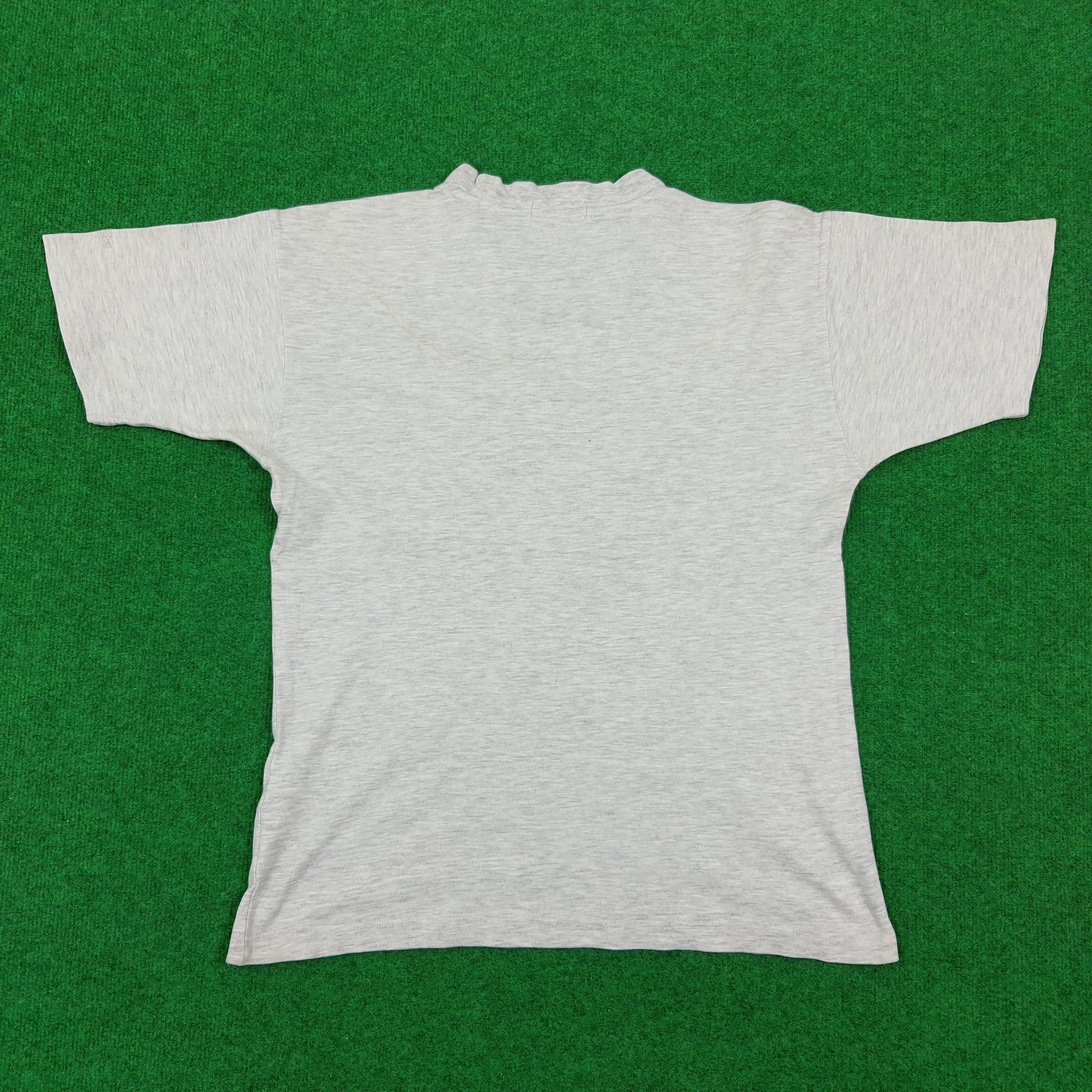 Vintage × Yves Saint Laurent Vintage Yves Saint Laurent YSL with Pocket Dedigner Tshirt Size US L / EU 52-54 / 3 - 4 Thumbnail