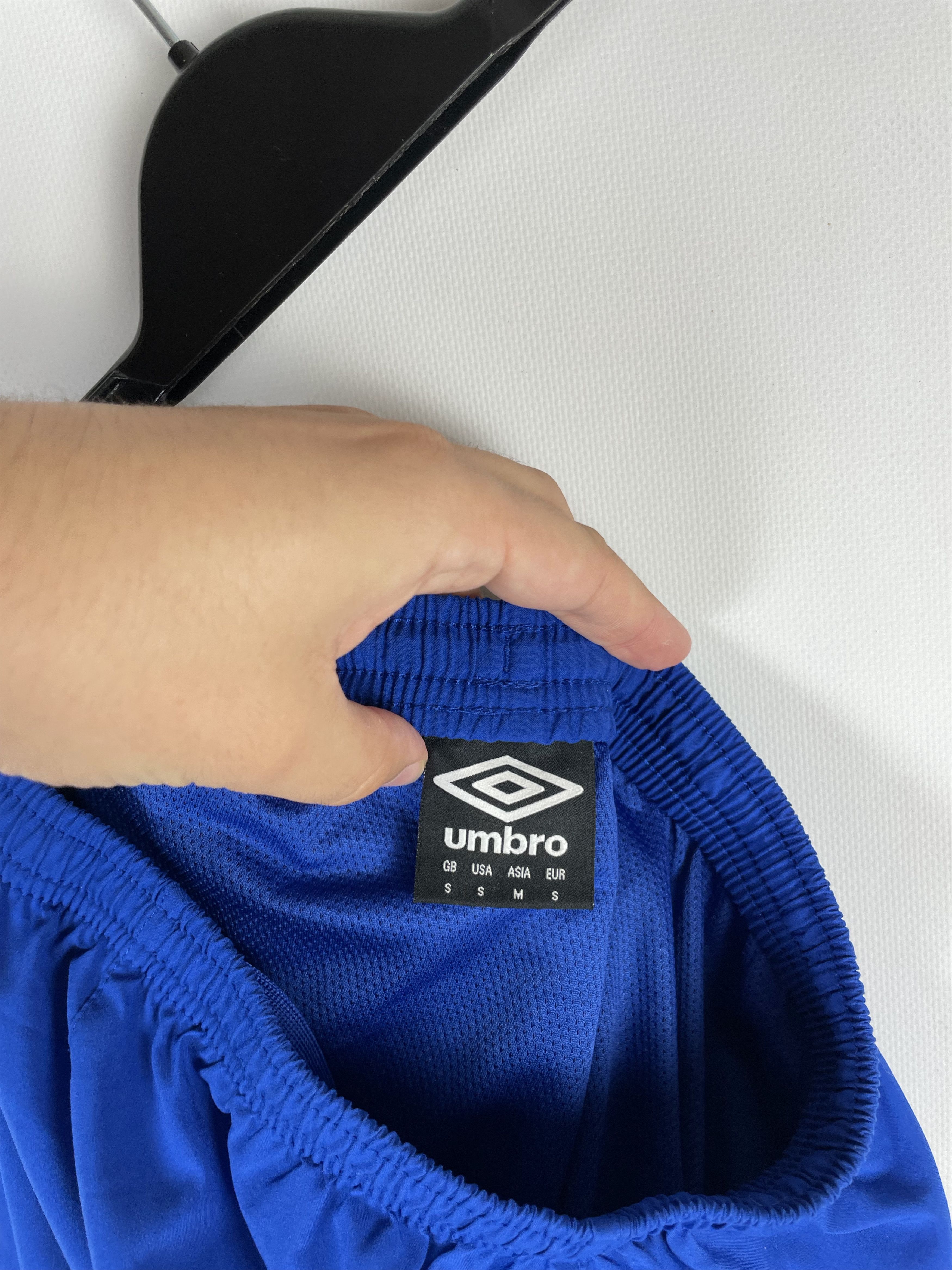 Umbro Vintage Umbro Everton Football Soccer Shorts Size US 30 / EU 46 - 7 Thumbnail