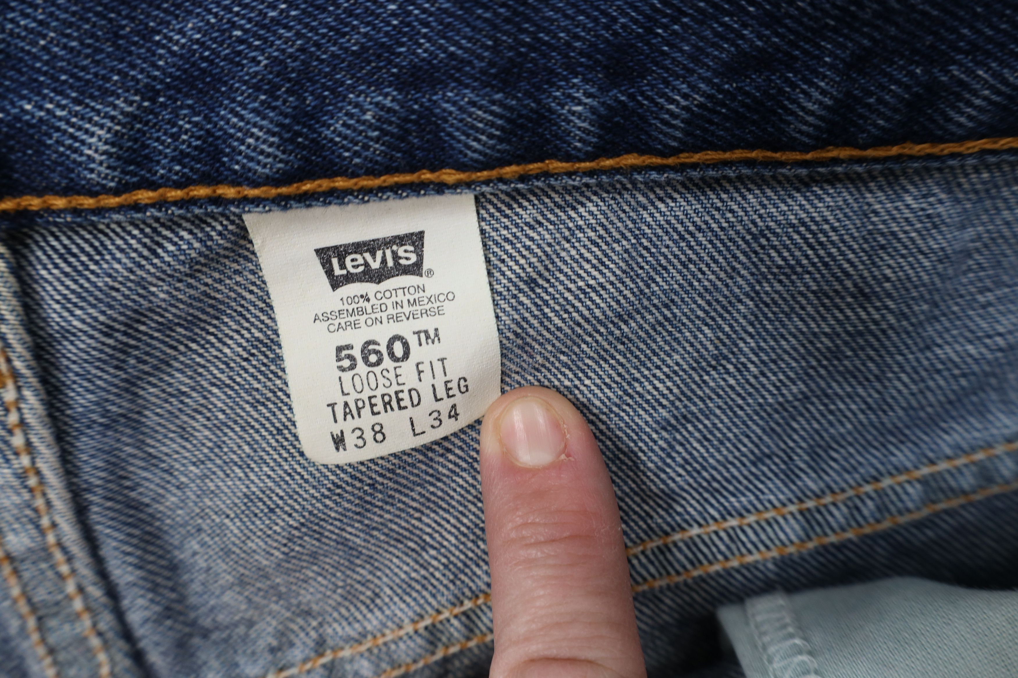 Levi's Vintage 90s Levis 560 Loose Fit Tapered Leg Denim Jeans Size US 38 / EU 54 - 8 Thumbnail