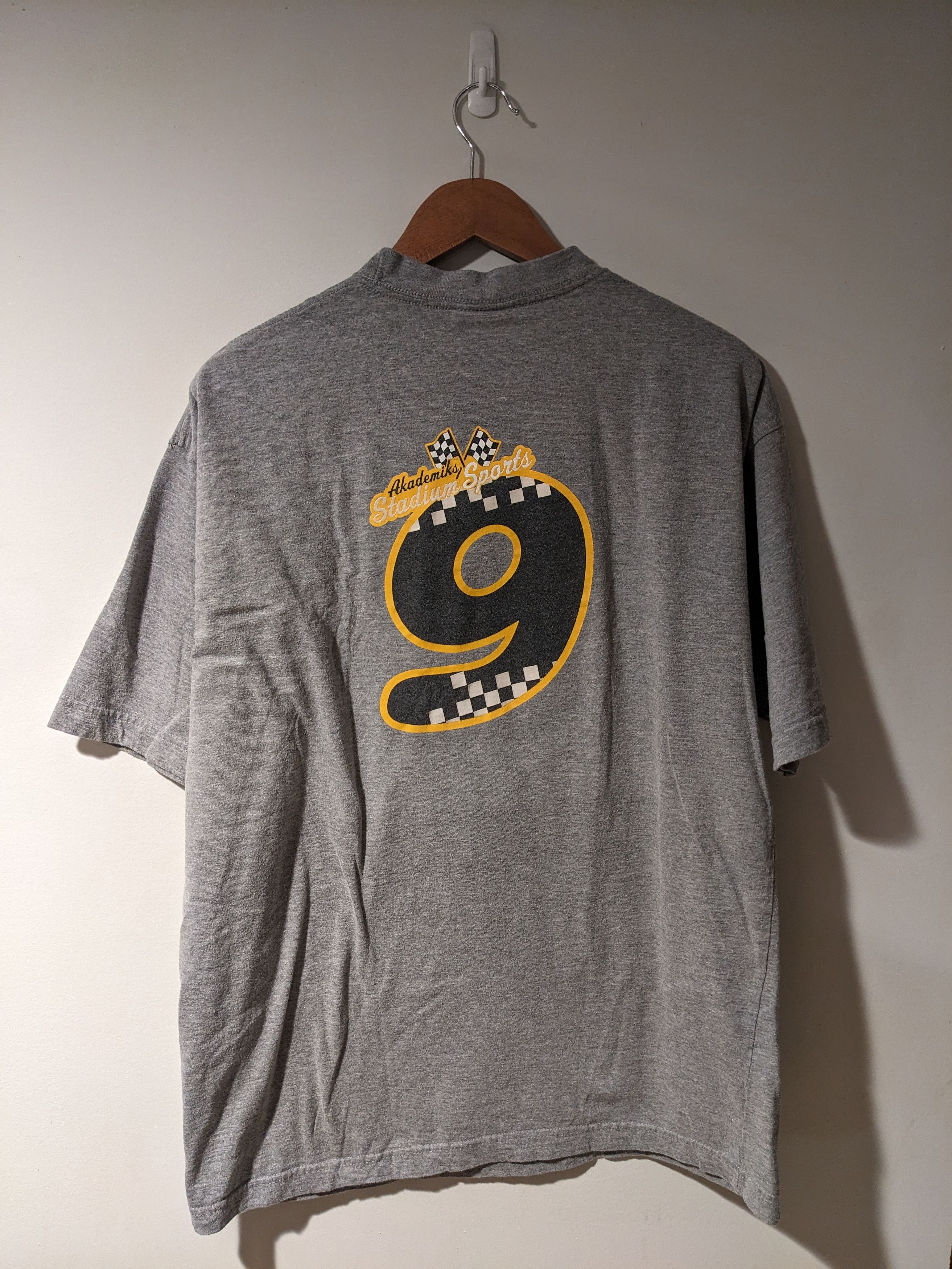 Akademiks × Vintage Vintage Y2K Akademiks Stadium Sports Racing Nascar T-Shirt Size US M / EU 48-50 / 2 - 5 Thumbnail