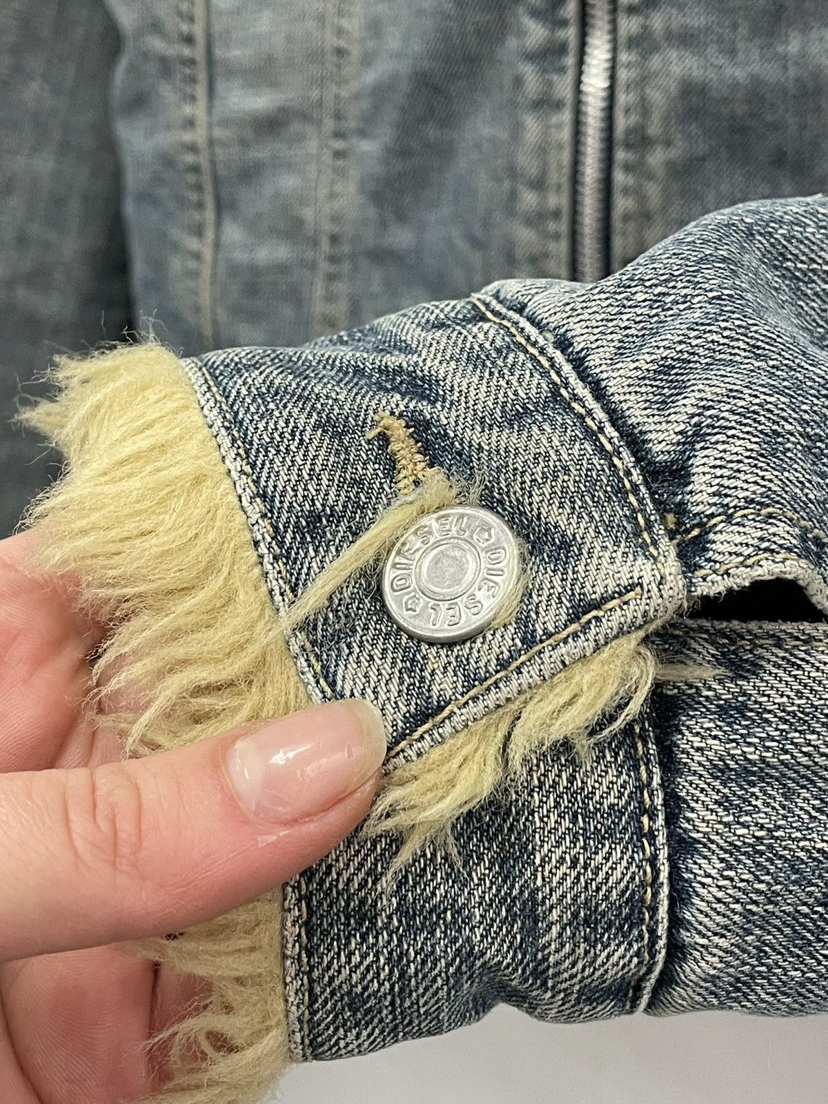 Diesel Diesel Faux Fur Denim Jacket Y2K hysteric glamour Style Size S / US 4 / IT 40 - 6 Thumbnail