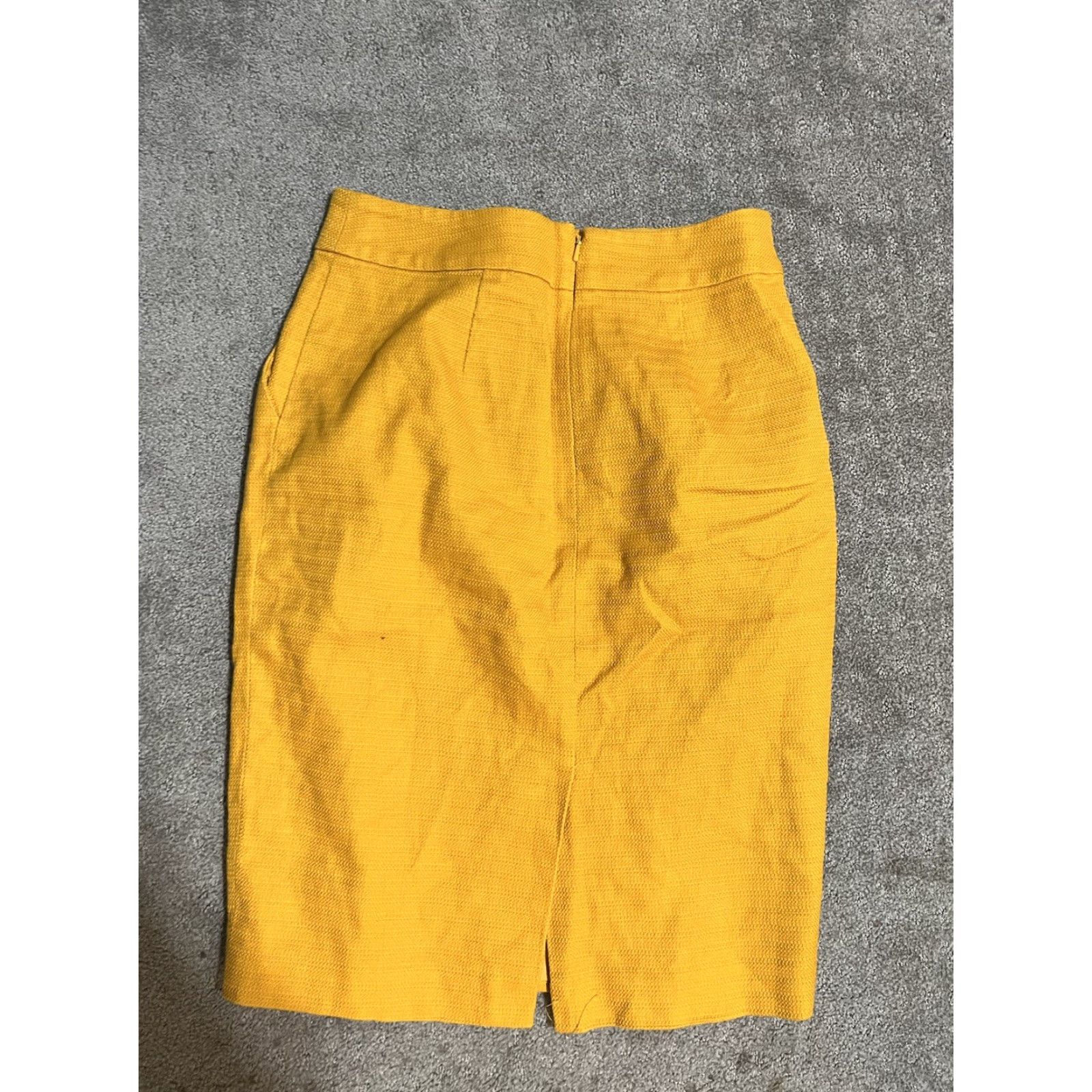 Banana Republic Banana Republic Skirt Womens Size 2 A-Line Pleated Knee Length High Rise Yellow Rayon Blend Knit Stretch Size 26" / US 2 / IT 38 - 2 Thumbnail