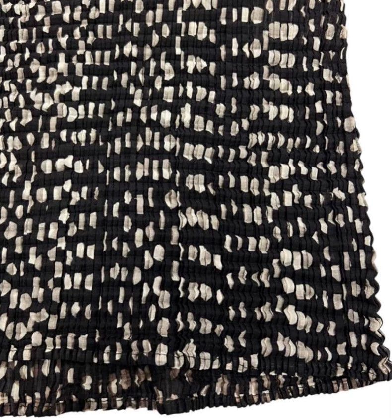 Issey Miyake Issey Miyake Black sleeveless vest Size M / US 6-8 / IT 42-44 - 9 Thumbnail
