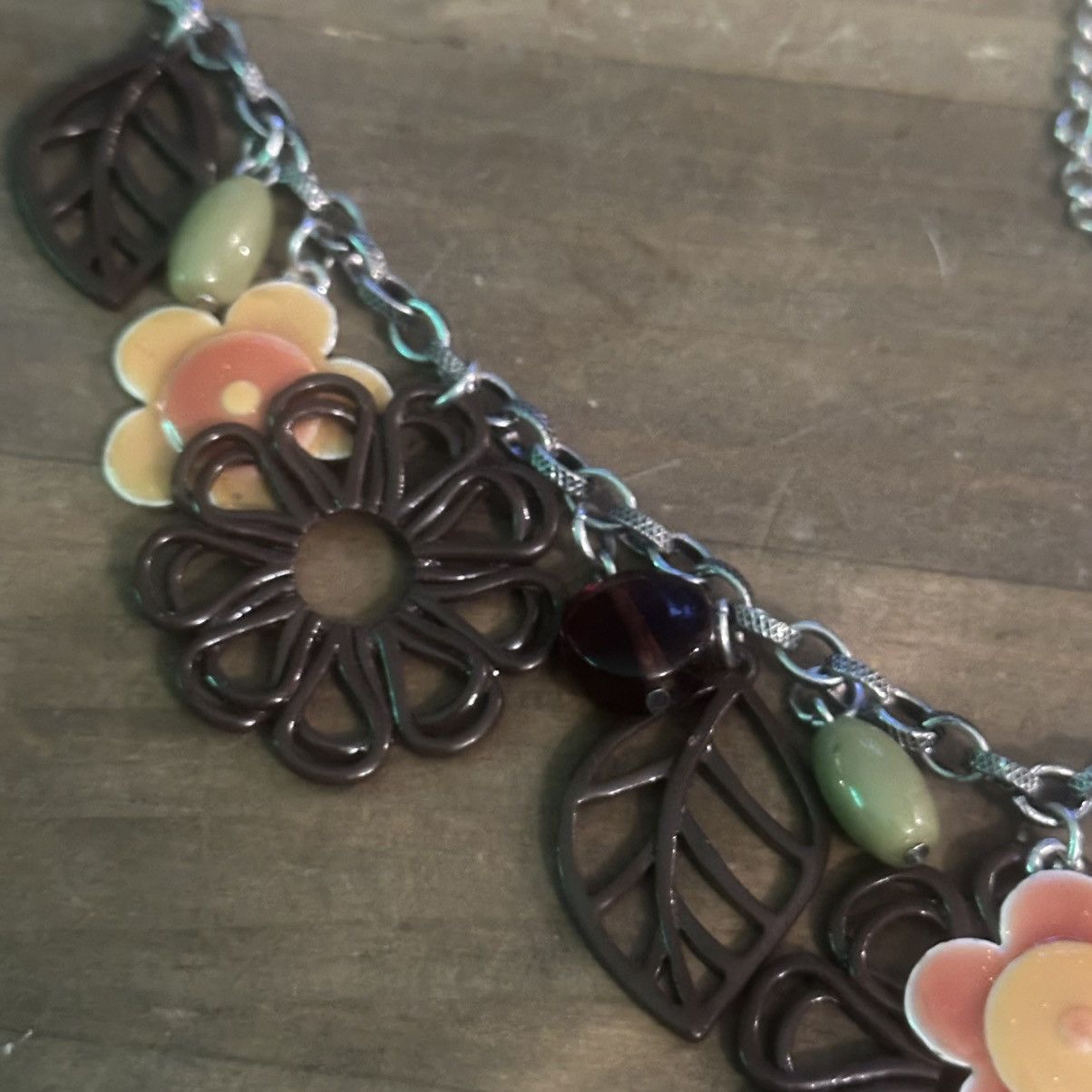 Other Flowers and leaves charm statement necklace Size ONE SIZE - 5 Thumbnail
