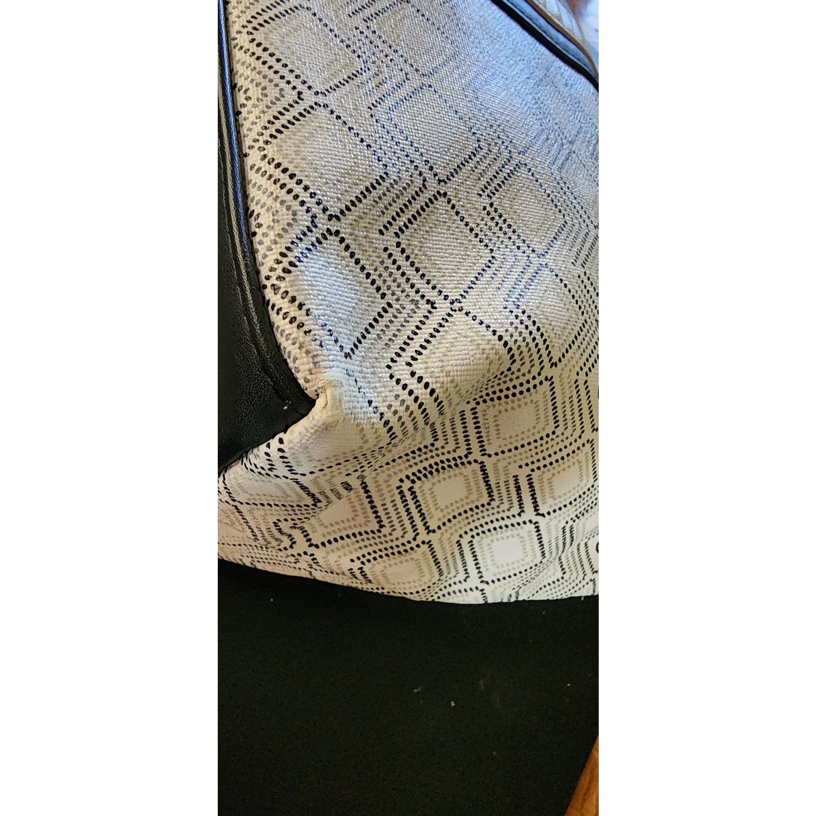 Giani Bernini Giani Bernini Women's Tote White Black Grey Diamond Print Size ONE SIZE - 10 Thumbnail