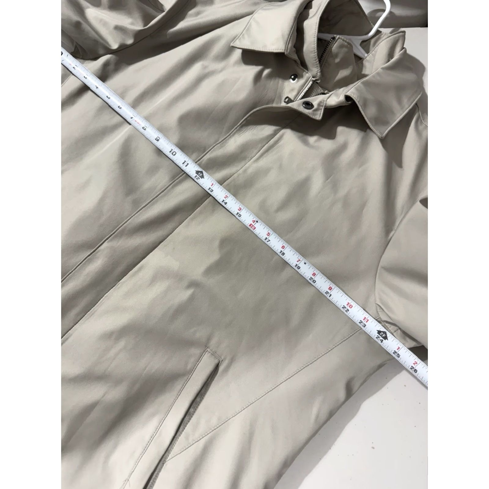 Michael Kors Michael Kors Mens Jacket Mid-Length Rain Coat Light Beige L Snap Zip Front Collared Pockets Designer Outdoor Womens? Size US L / EU 52-54 / 3 - 3 Thumbnail