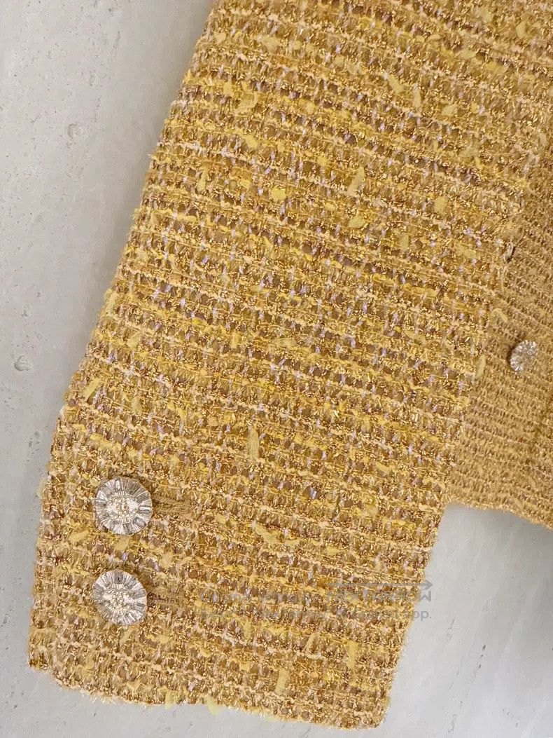 Chanel Chanel 24C early spring vacation golden glitter tweed jack Size XS / US 0-2 / IT 36-38 - 5 Thumbnail