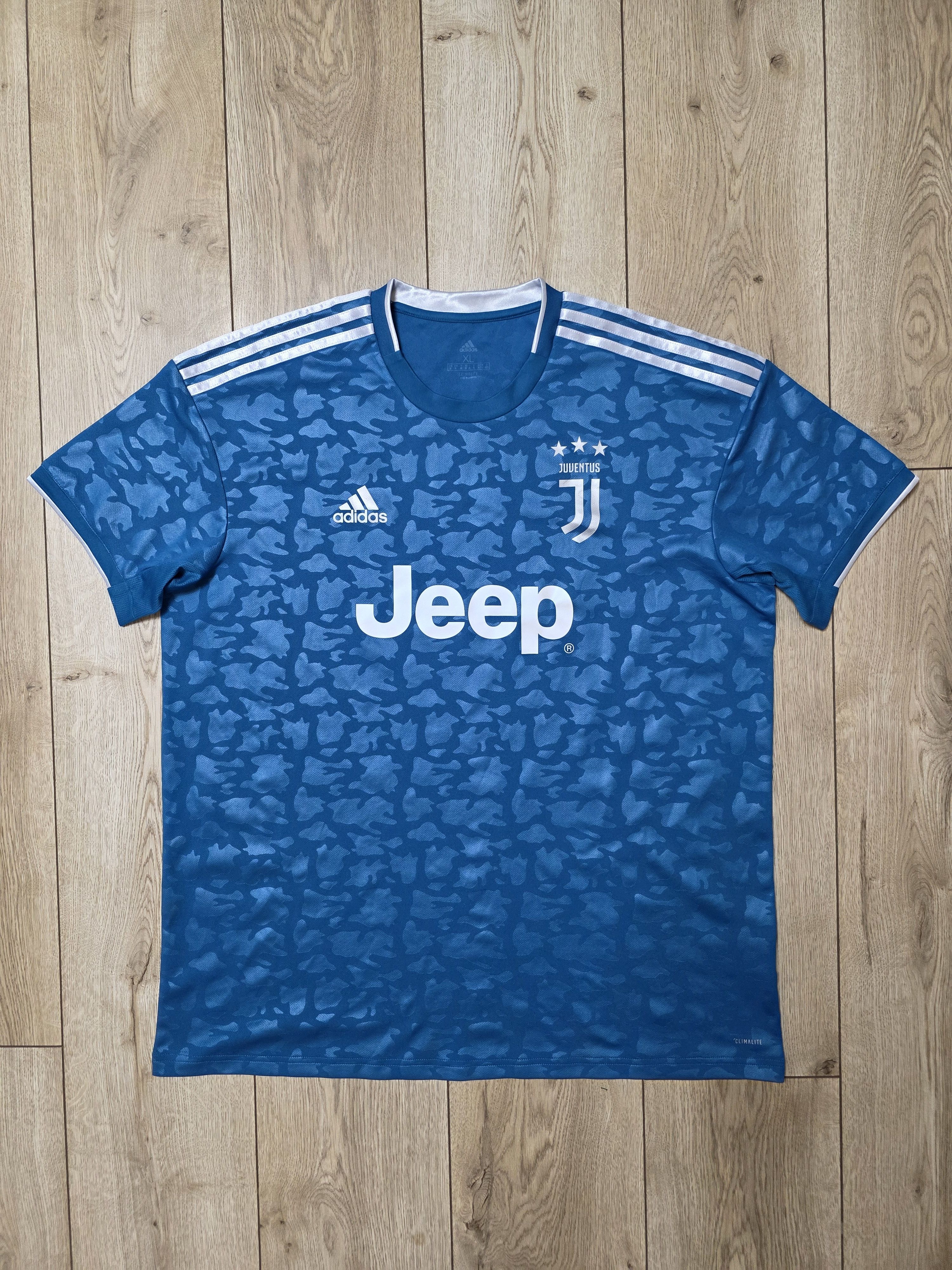 Adidas × Gucci Adidas Juventus „Jeep” Gucci monogram collection