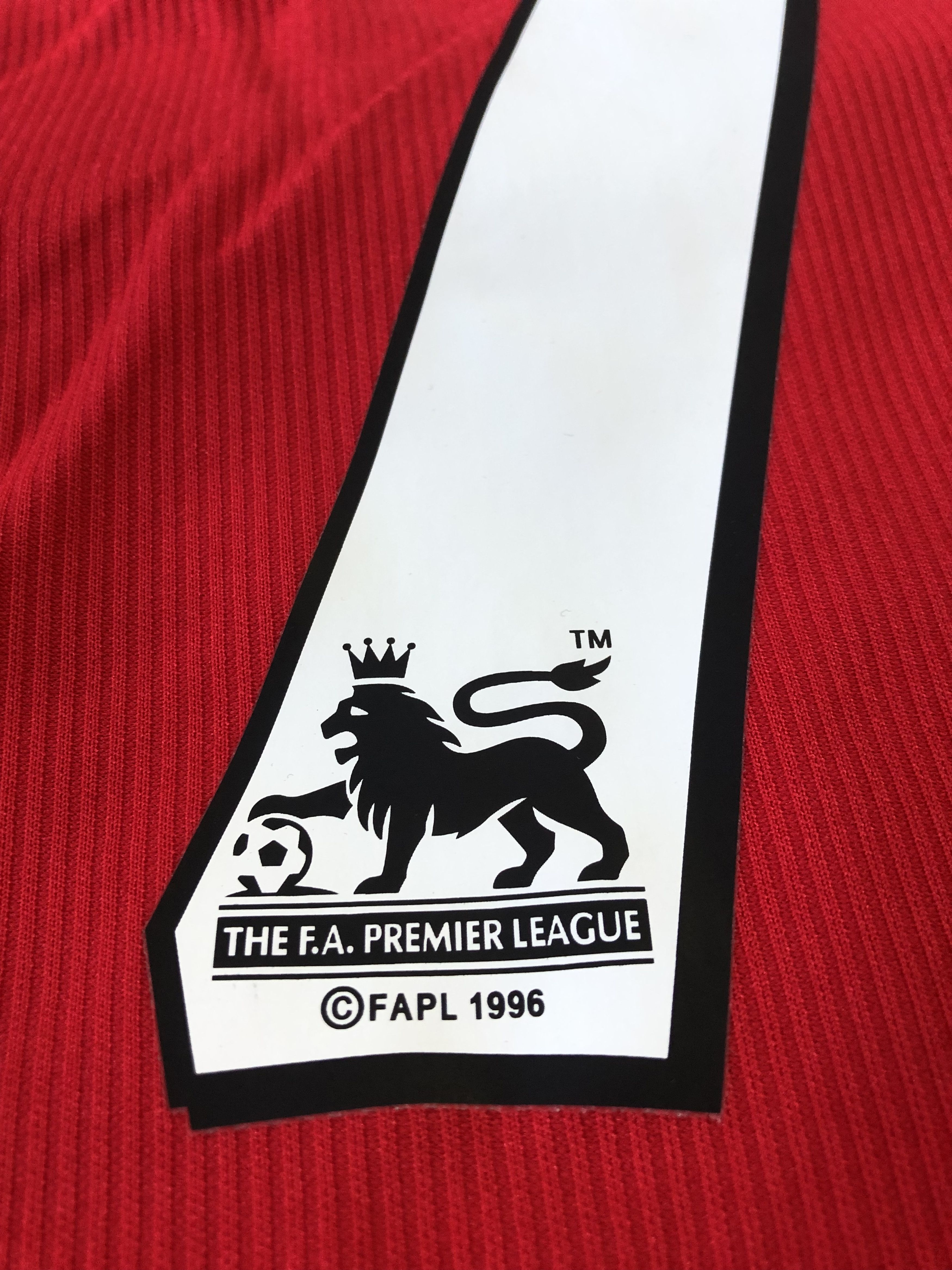 Vintage 1998-99 Manchester Home Beckham Vintage Jersey Size US L / EU 52-54 / 3 - 9 Thumbnail