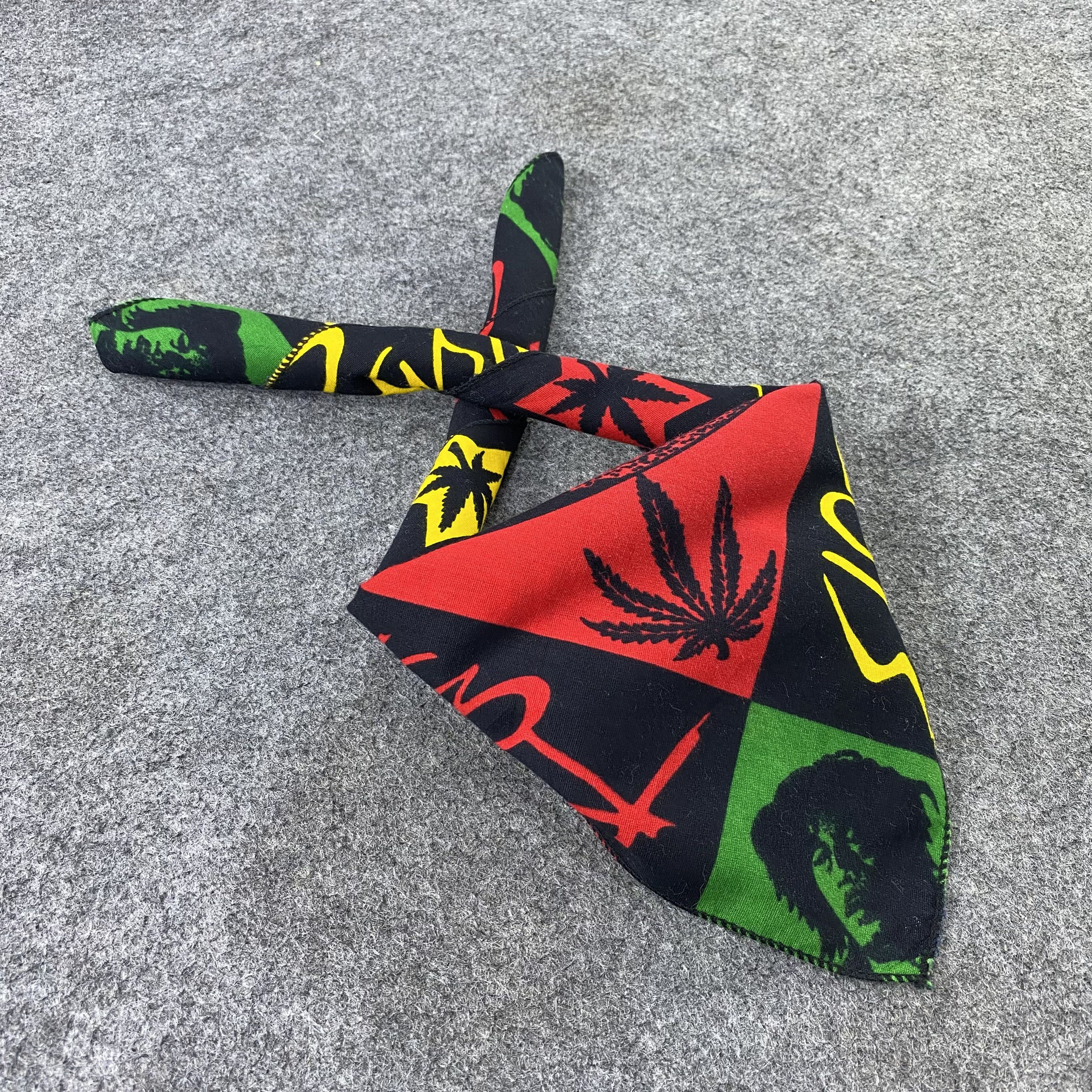 Bob Marley BOB MARLEY Handkerchief / Bandana / Neckerchief-B1395 Size ONE SIZE - 1 Thumbnail