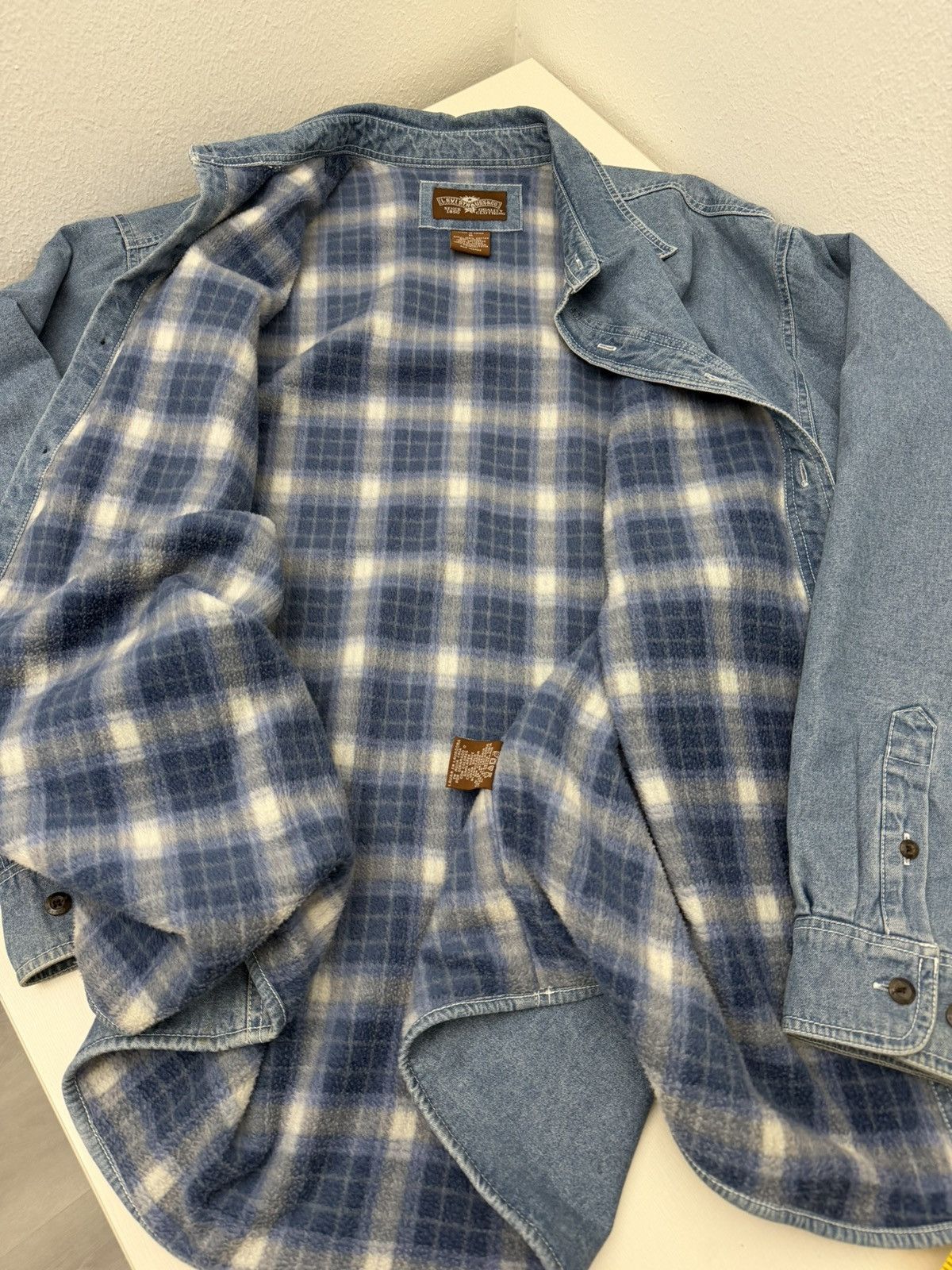 Levi's Levi Strauss & Co Denim Jacket Fleece Lined Plaid Shacket XL Size US XL / EU 56 / 4 - 7 Thumbnail
