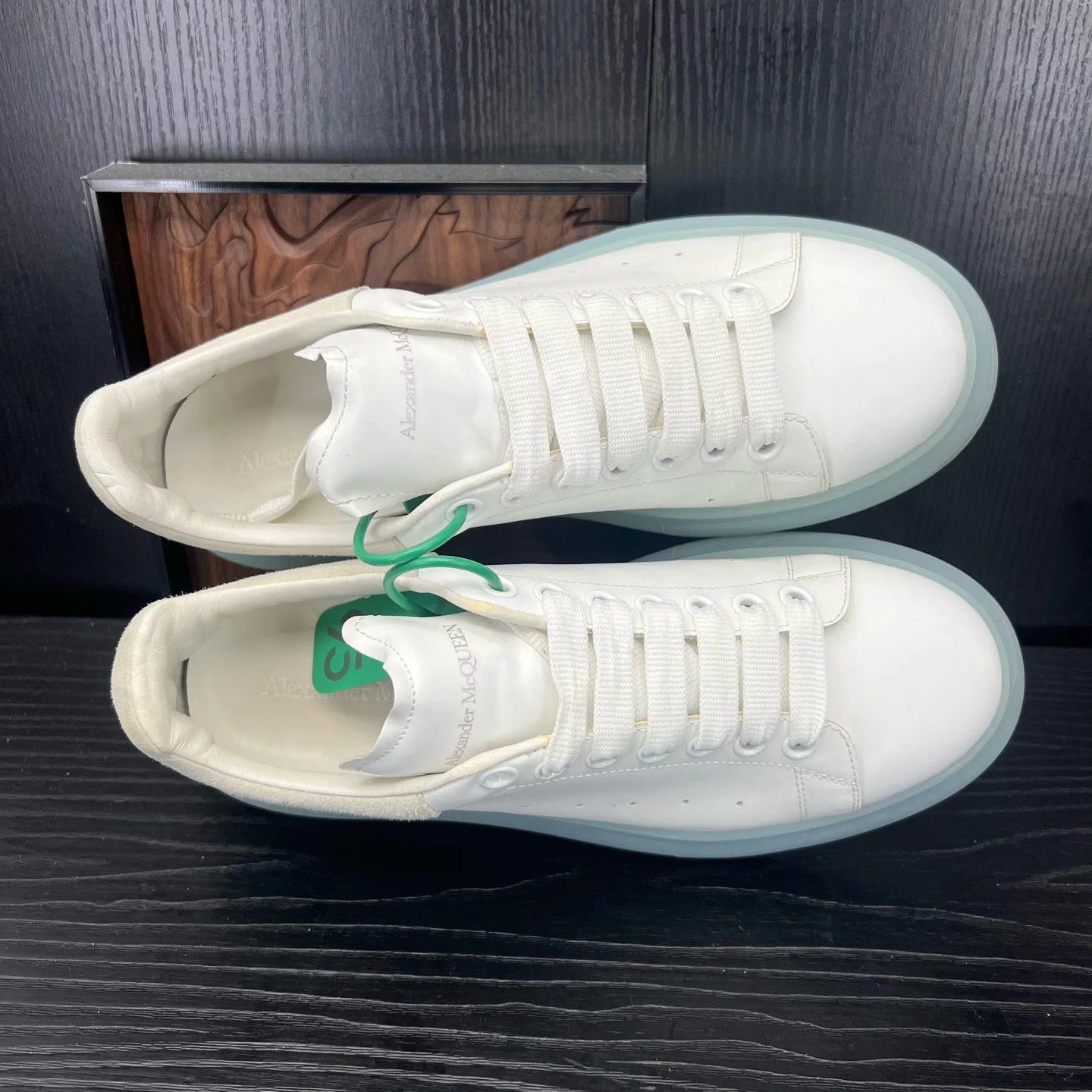 Alexander McQueen McQueen Air Pink Tail 41 like new Size US 8 / EU 41 - 8 Thumbnail