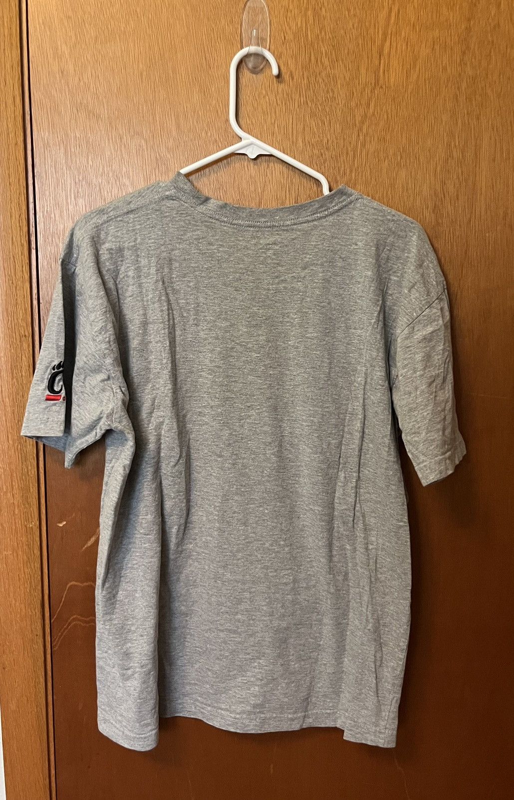 NCAA × Vintage Vintage Cincinnati University Bearcats College Tee Size US L / EU 52-54 / 3 - 6 Thumbnail
