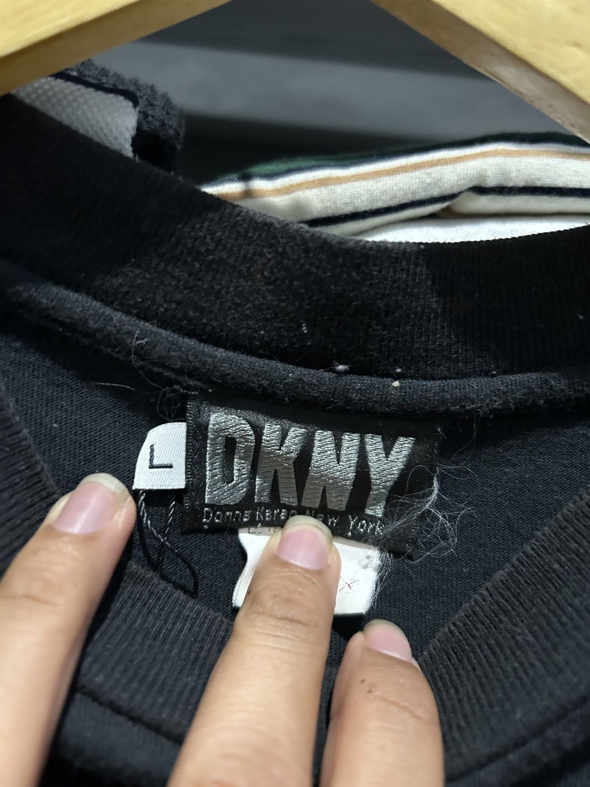 DKNY 90s Usa DKYN NEW YORK longsleeve Size US L / EU 52-54 / 3 - 3 Thumbnail