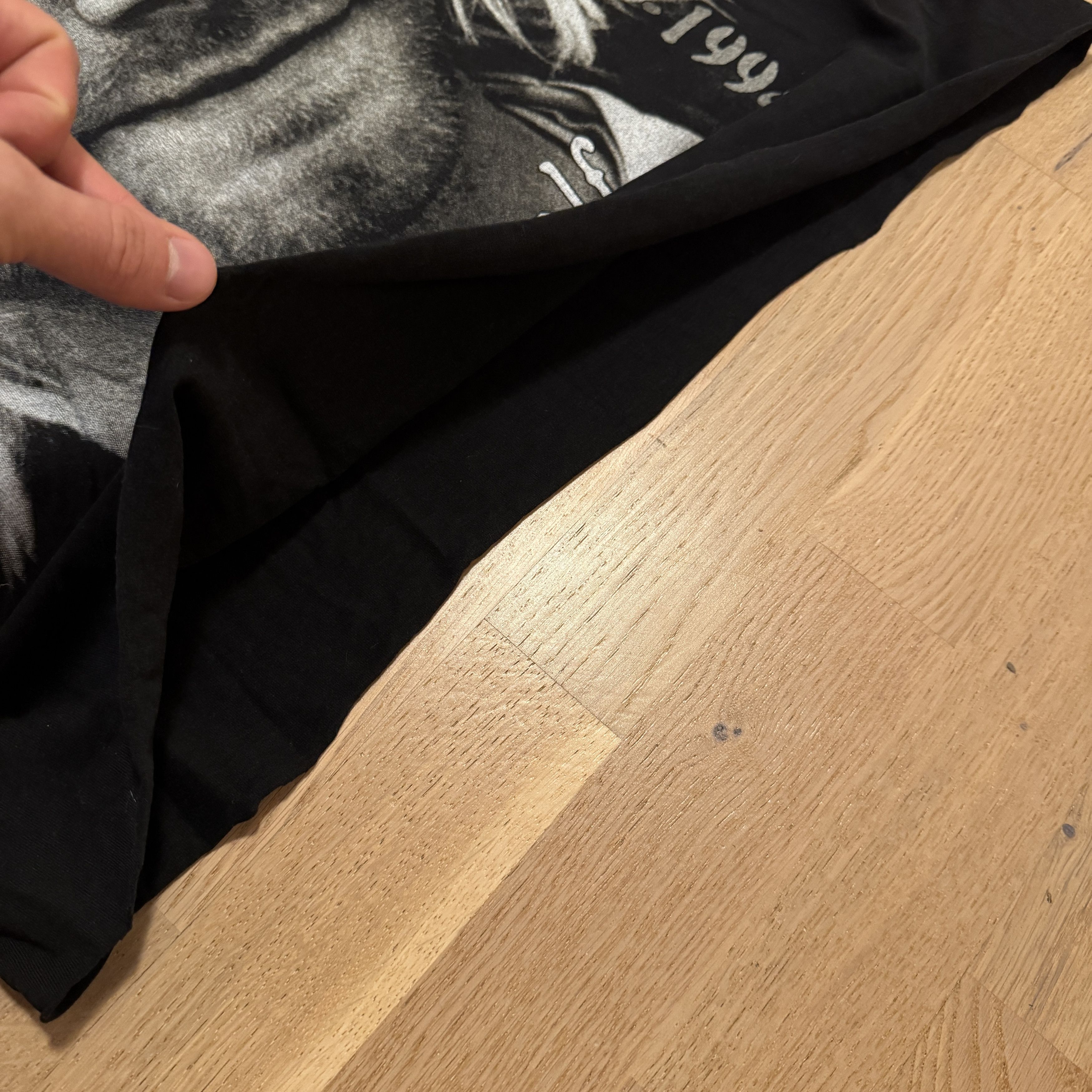 Vintage Vintage Kurt Cobain t-shirt XL Size US XL / EU 56 / 4 - 6 Thumbnail