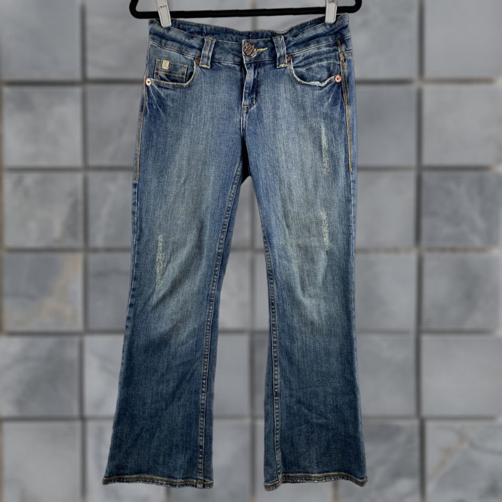 Denime Z Cavaricci Jeans Womens 9 30x29 Bootcut Dark Wash Distressed Denim Blue Jeans Womens Size 9 Regular Bootcut Distressed Pockets 30 Dark Blue Size 30" / US 8 / IT 44 - 1 Thumbnail
