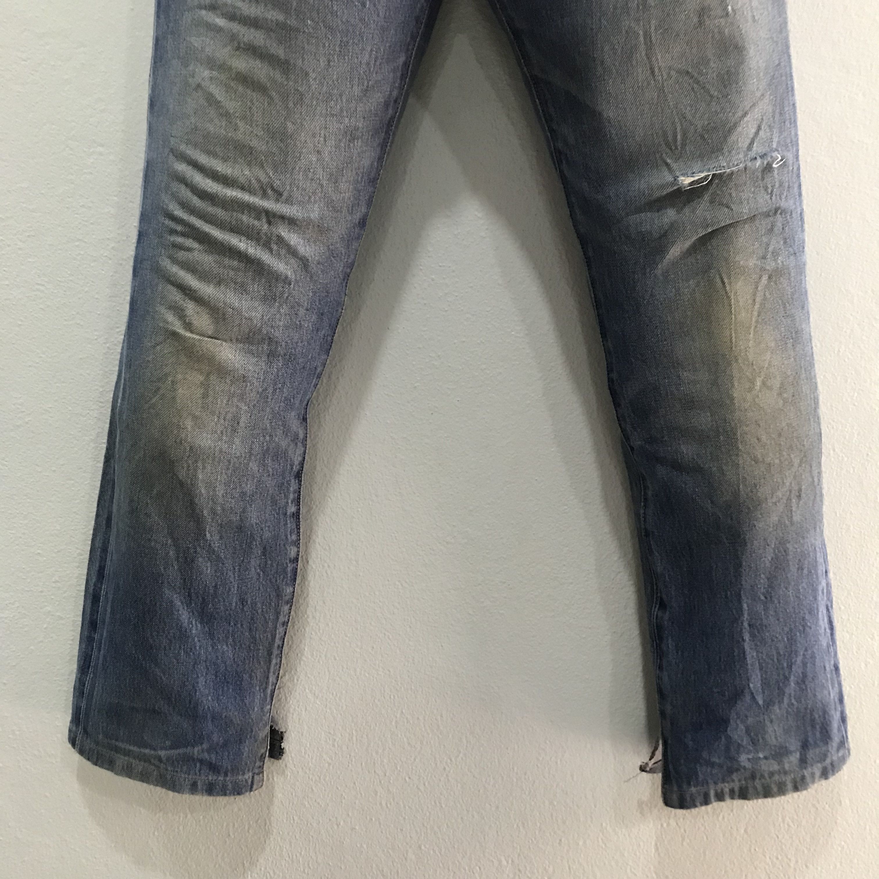 Levi's Vintage Levis 511 Blue Distressed Straight Leg Jeans Size US 30 / EU 46 - 3 Thumbnail