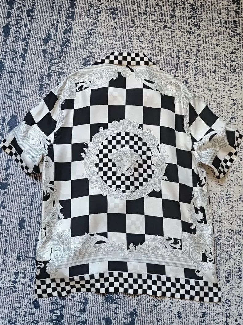 Versace Versace Printed plaid silk short-sleeved shirt Size US M / EU 48-50 / 2 - 3 Thumbnail