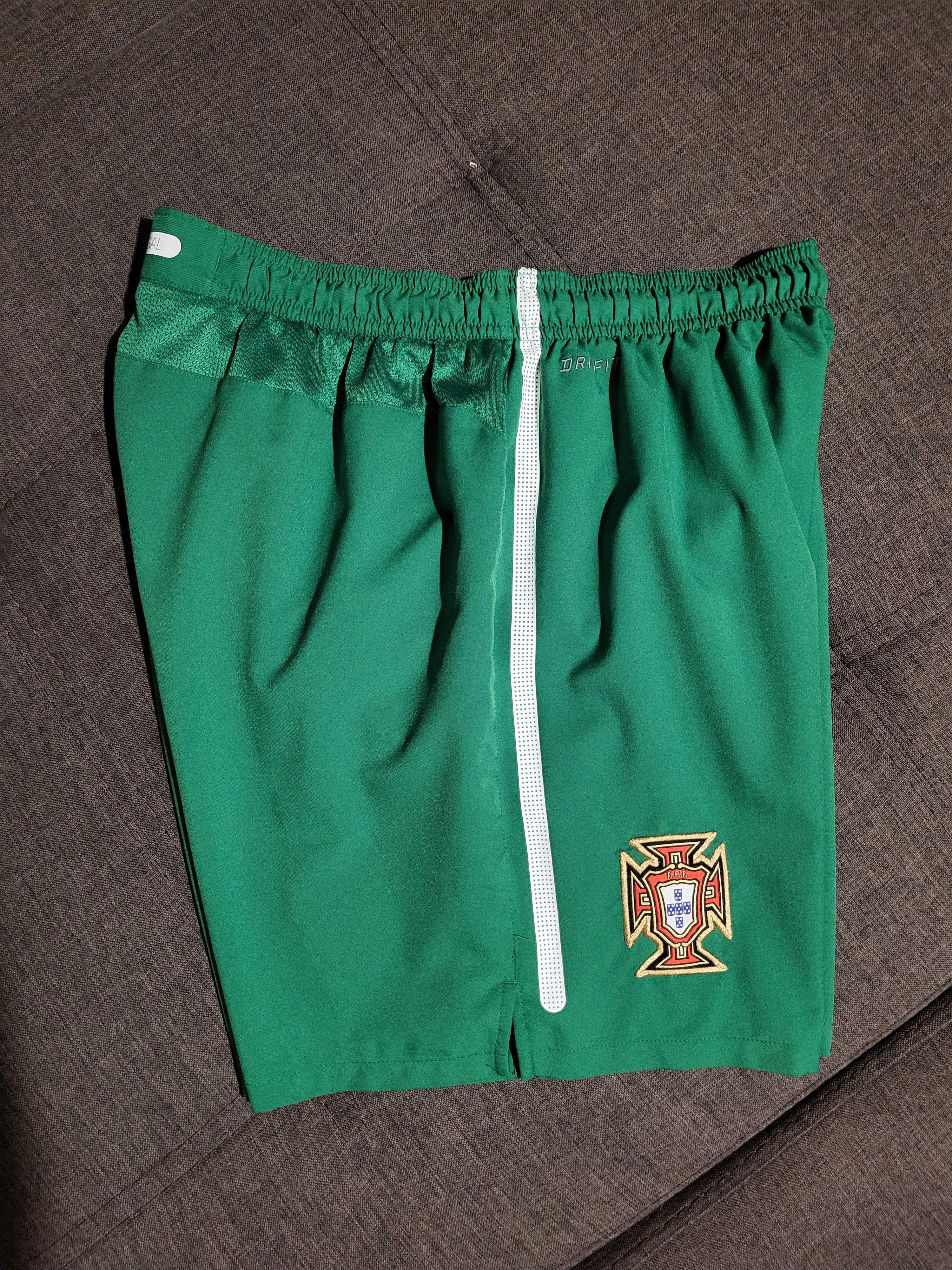 Vintage Nike Portugal 🇵🇹 F.P.F. jersey shorts