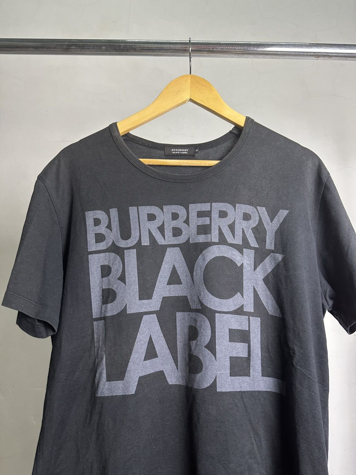 Burberry Burberry Black Label Spellout Tshirt Size US M / EU 48-50 / 2 - 2 Thumbnail