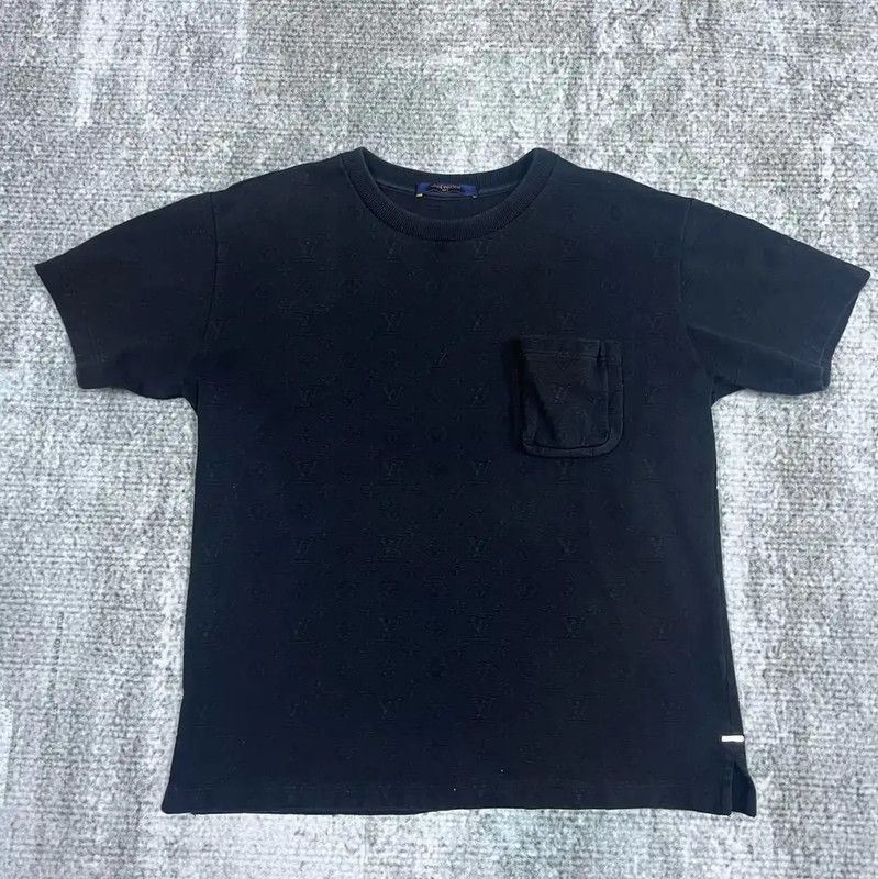 Louis Vuitton Louis Vuitton Black Cotton T-Shirt for Women 0089 Size M / US 6-8 / IT 42-44 - 1 Thumbnail