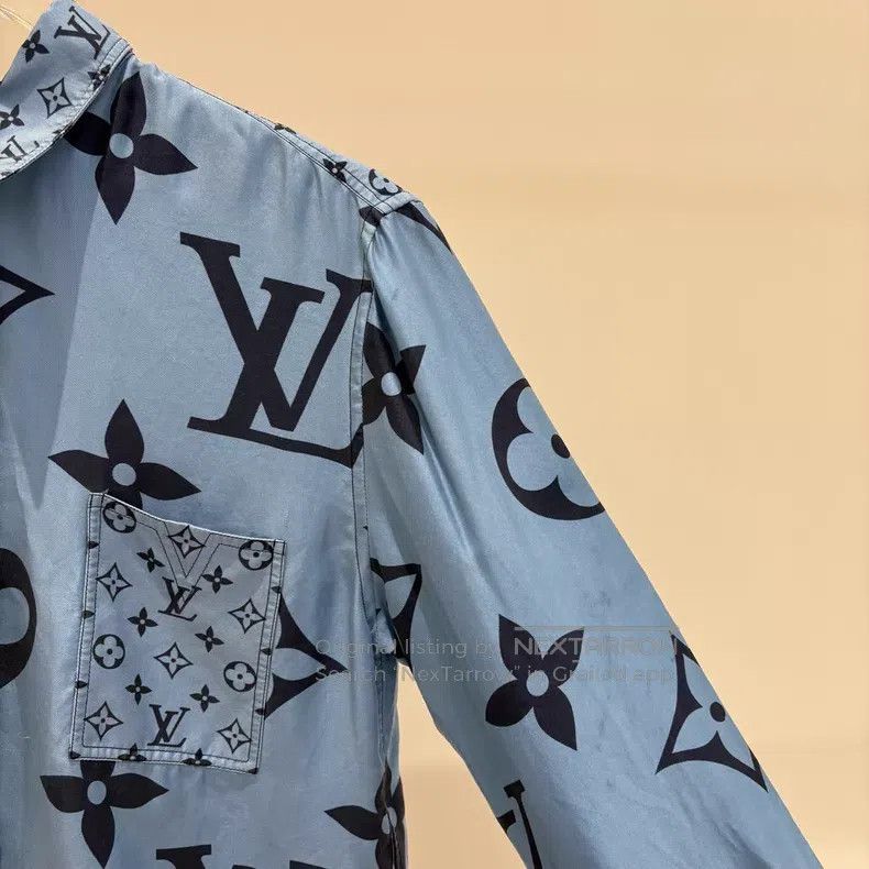 Louis Vuitton Louis Vuitton Blue silk long-sleeved shirt with full logo Size XS / US 0-2 / IT 36-38 - 4 Thumbnail