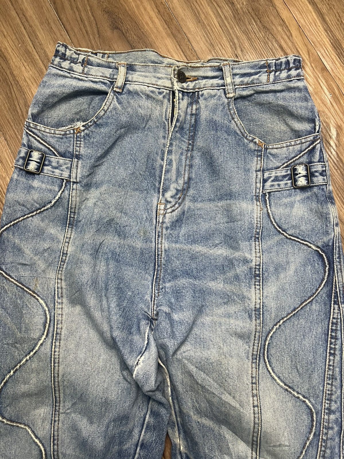 Beauty Beast 90s American Style High-Rise Unique Seam (42) Size 28" / US 6 / IT 42 - 3 Thumbnail