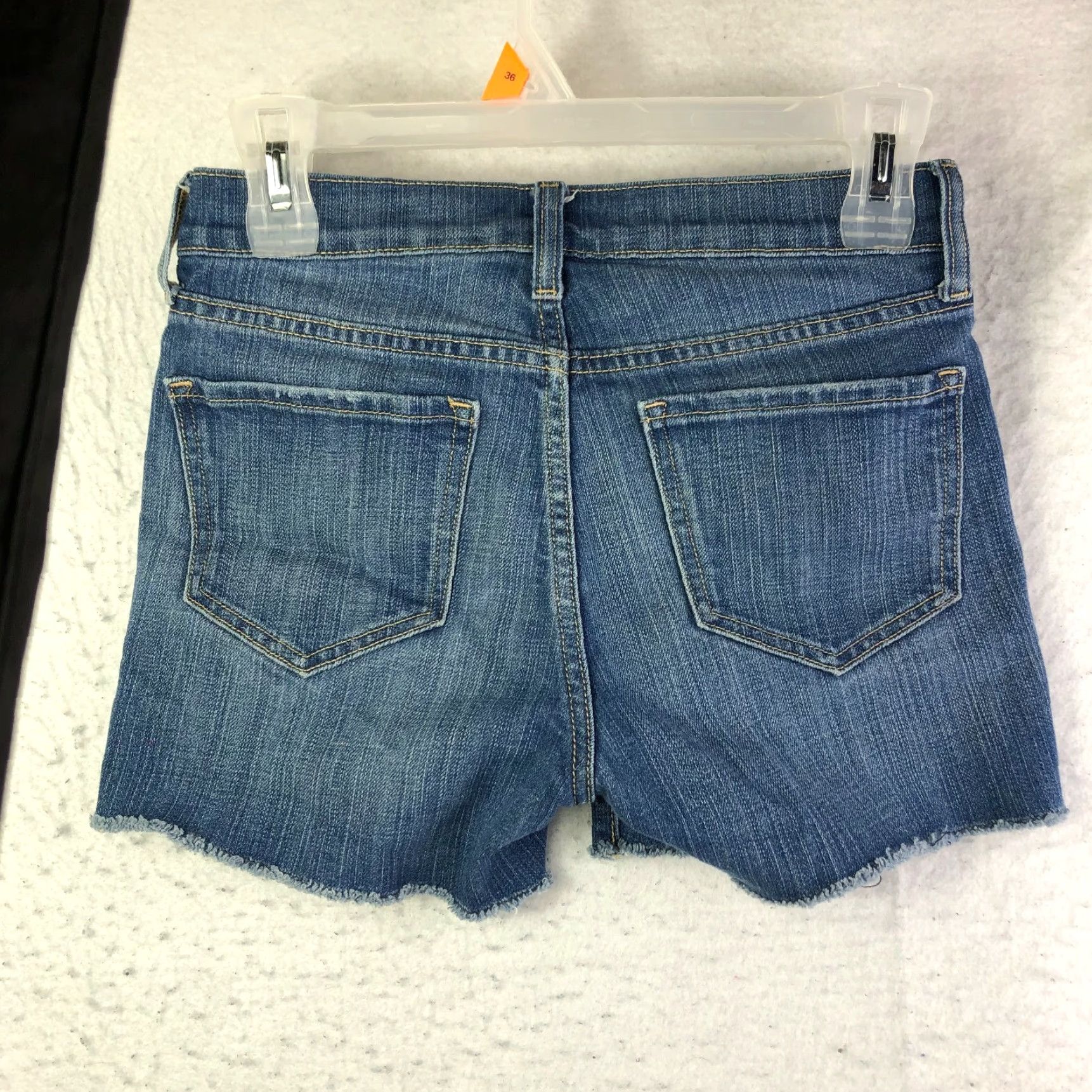 Old Navy VINTAGE Old Navy Womens Size 0 Mid Rise 26" Waist Boyfriend Blue Jean Shorts Size 26" / US 2 / IT 38 - 4 Thumbnail
