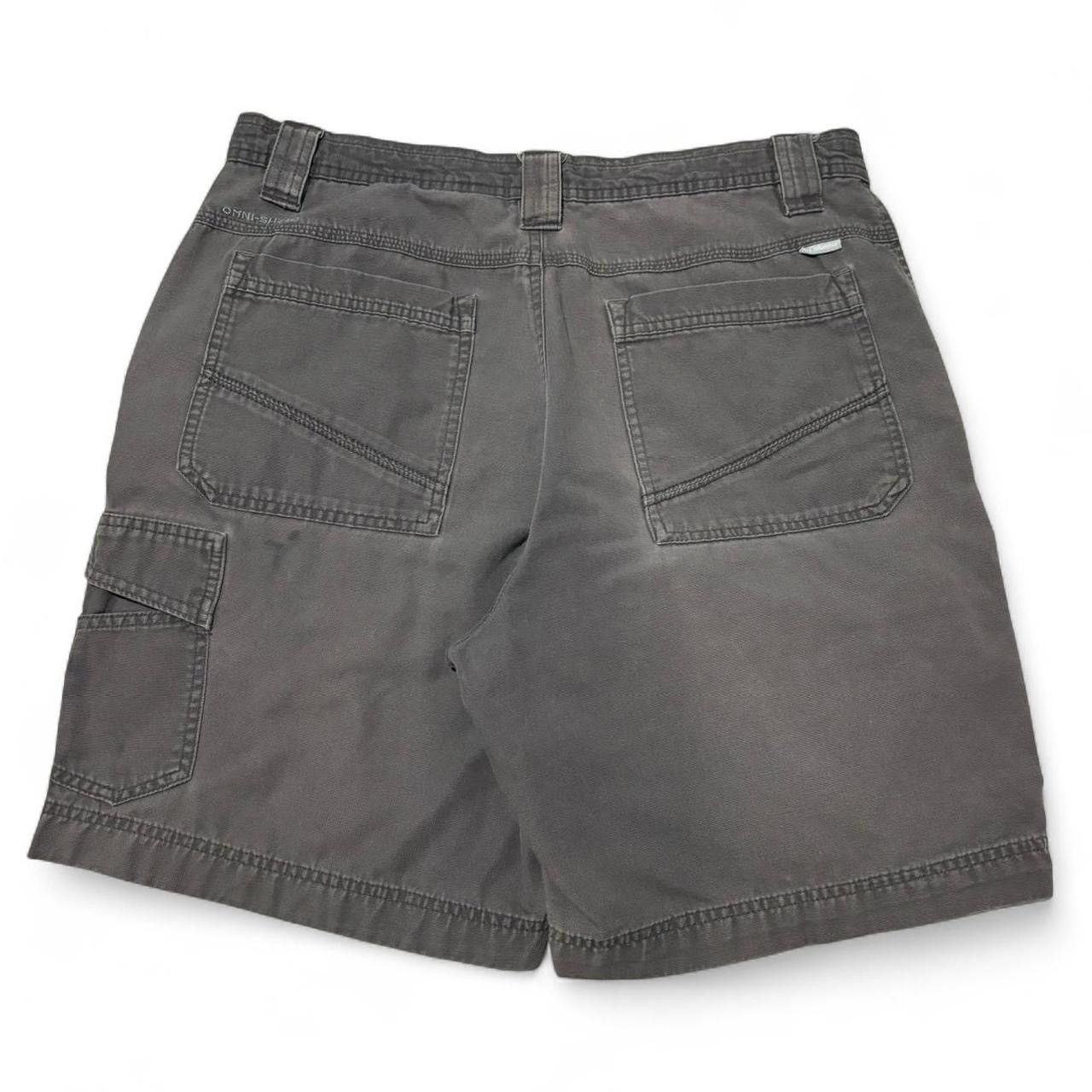 Columbia × Vintage Vintage Columbia Faded Grey Hiking Shorts Size US 34 / EU 50 - 6 Thumbnail