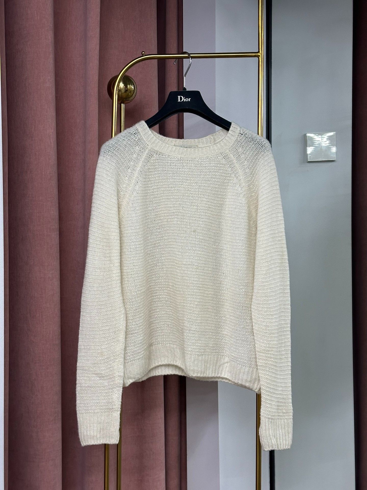 Max Mara Max Mara White Cashmere Long-Sleeve Sweater Size S / US 4 / IT 40 - 1 Thumbnail