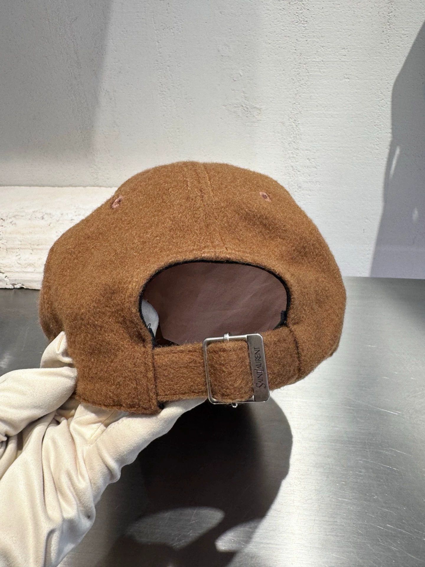 Yves Saint Laurent YSL 99 New Brown Cashmere Bucket Hat 59cm Size ONE SIZE - 5 Thumbnail