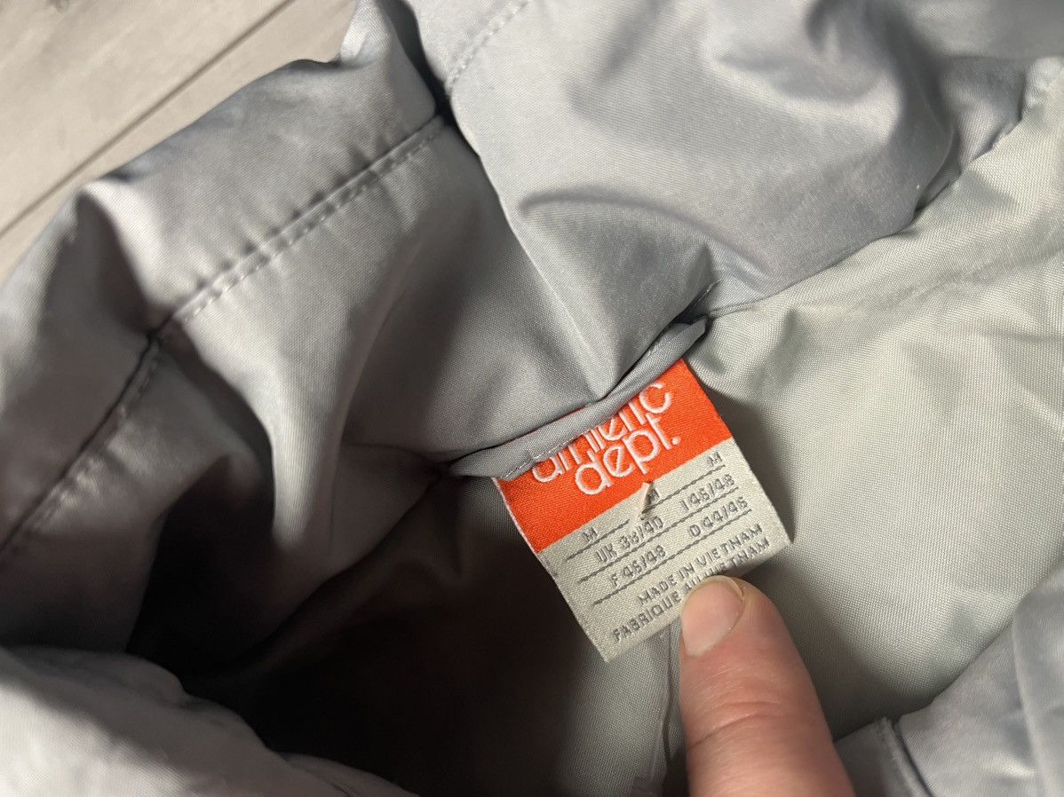 Nike Nike puffer light jacket size Medium Size US M / EU 48-50 / 2 - 3 Thumbnail